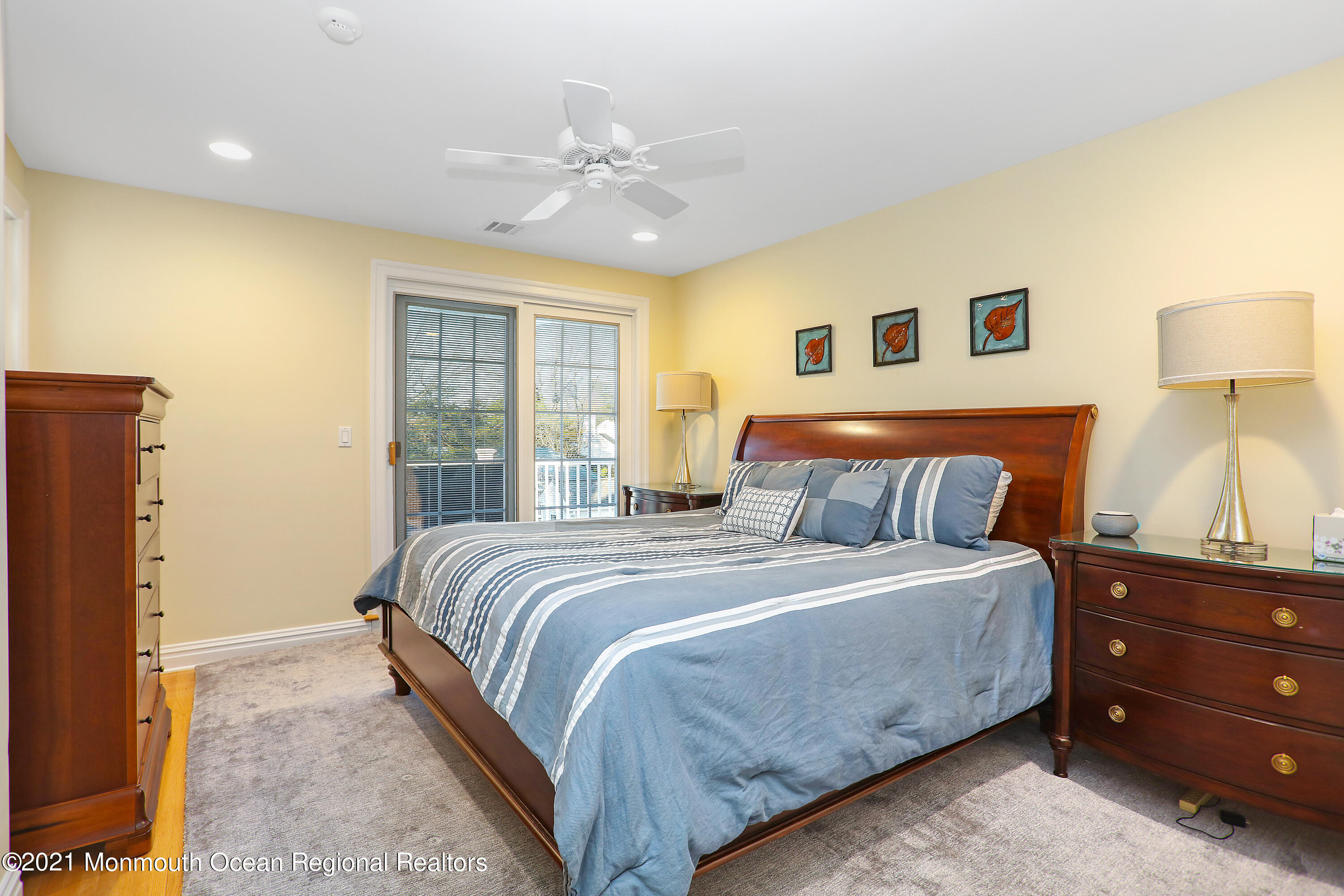 38 Vroom Avenue