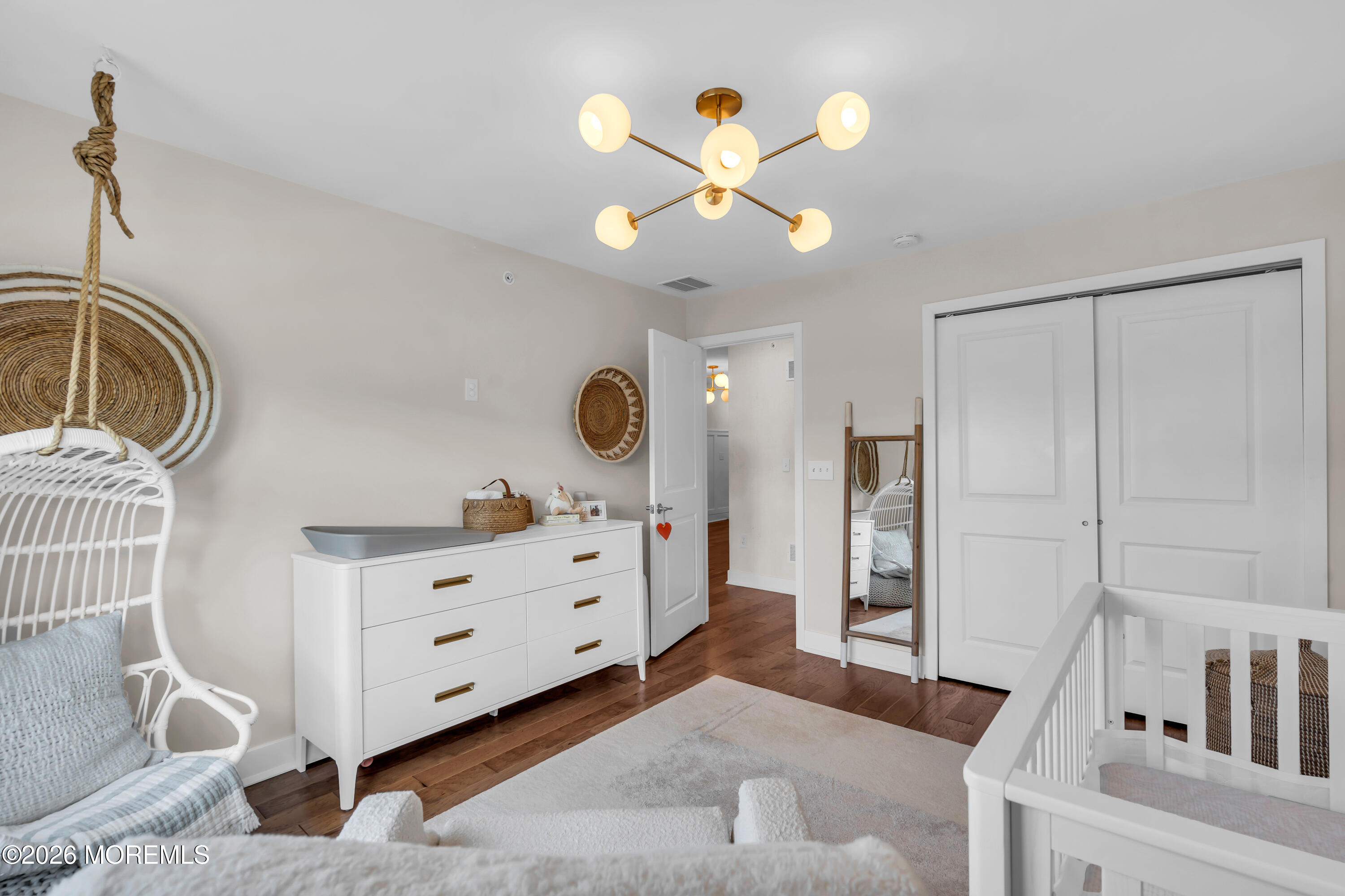 22 Midway Road S
