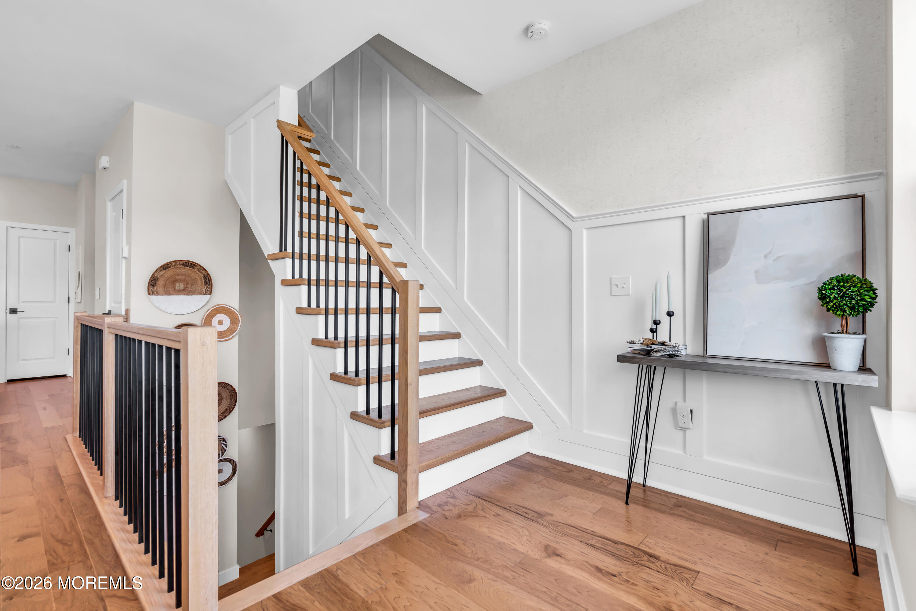22 Midway Road S