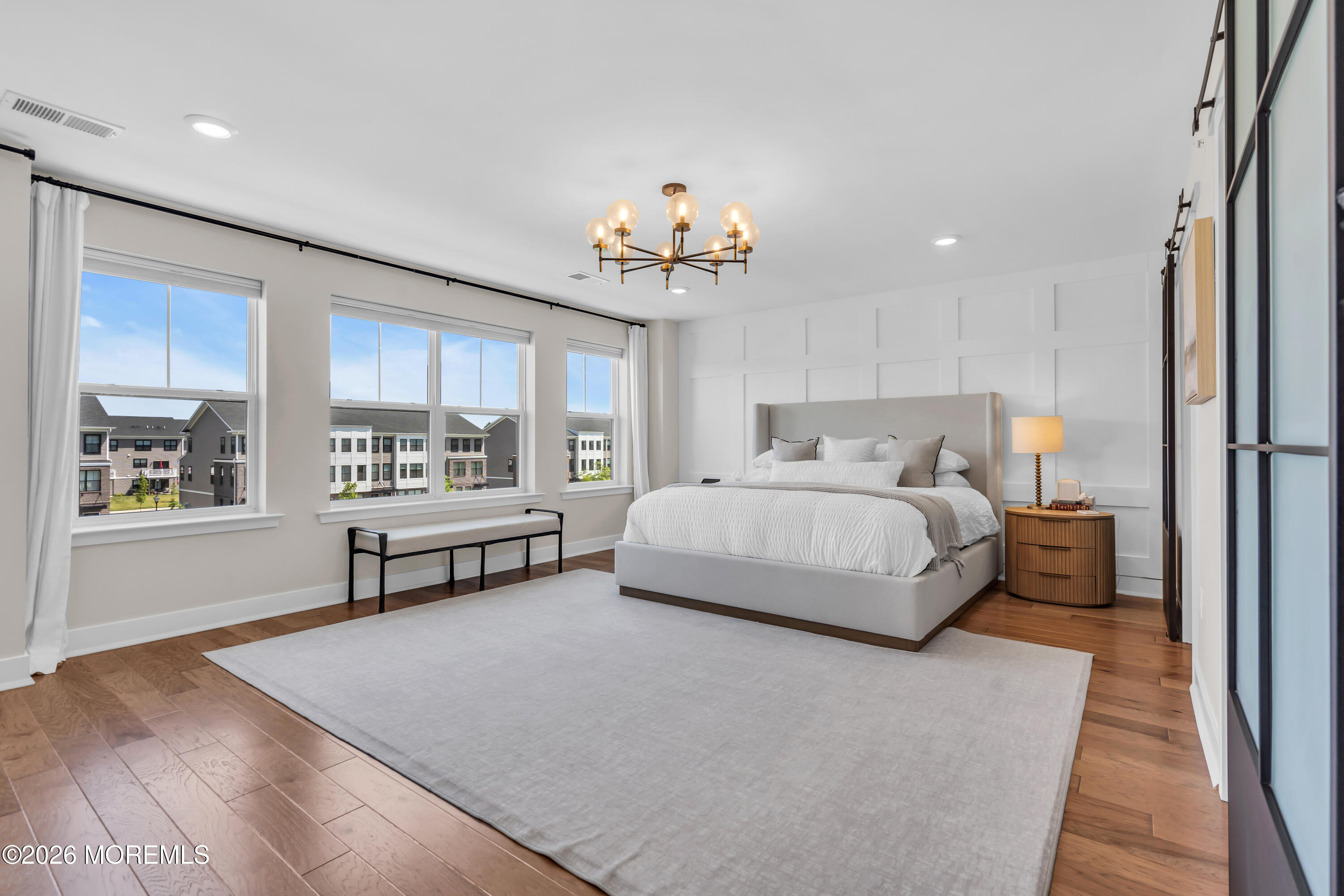 22 Midway Road S