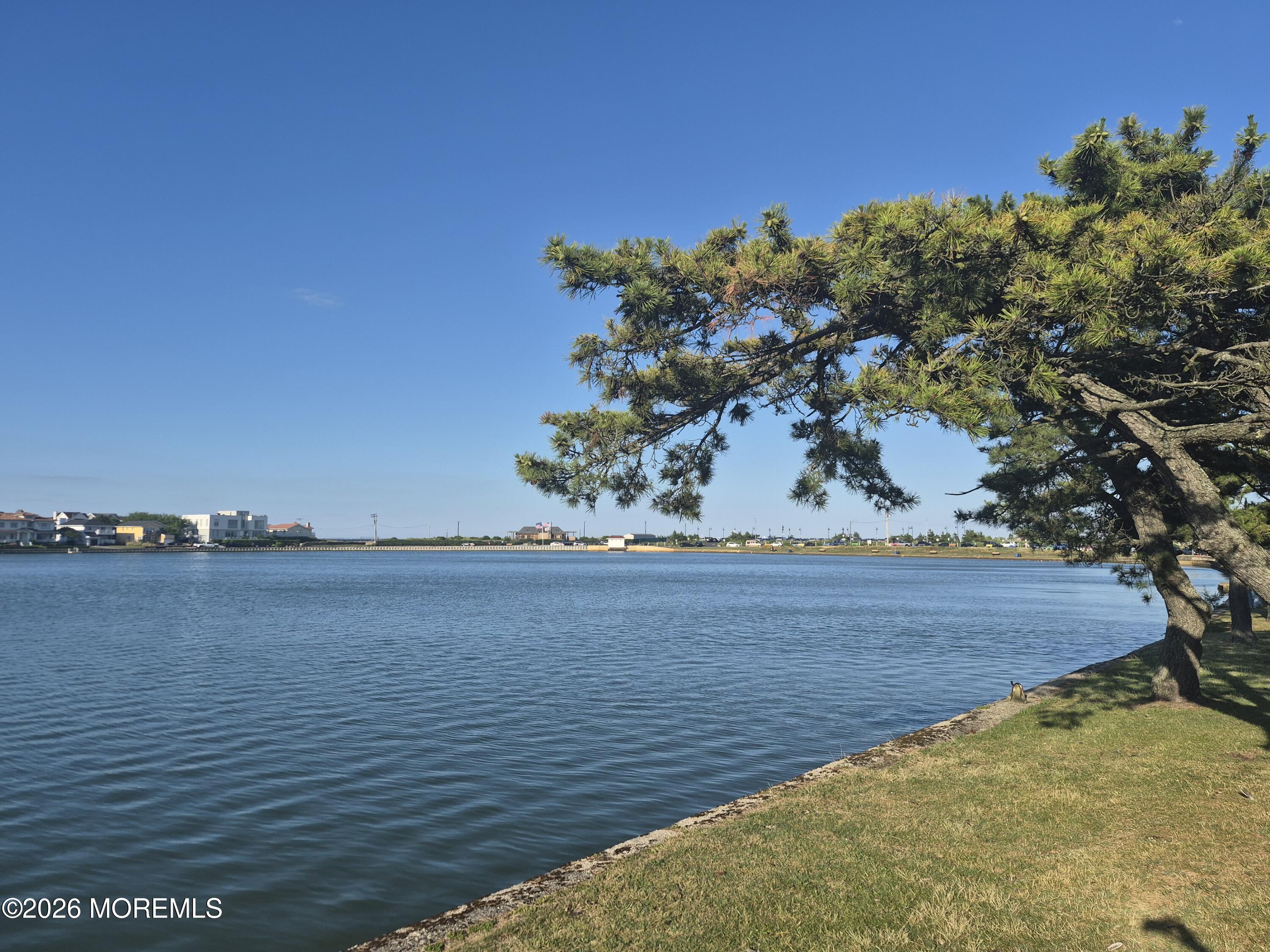 306 Deal Lake Drive 40