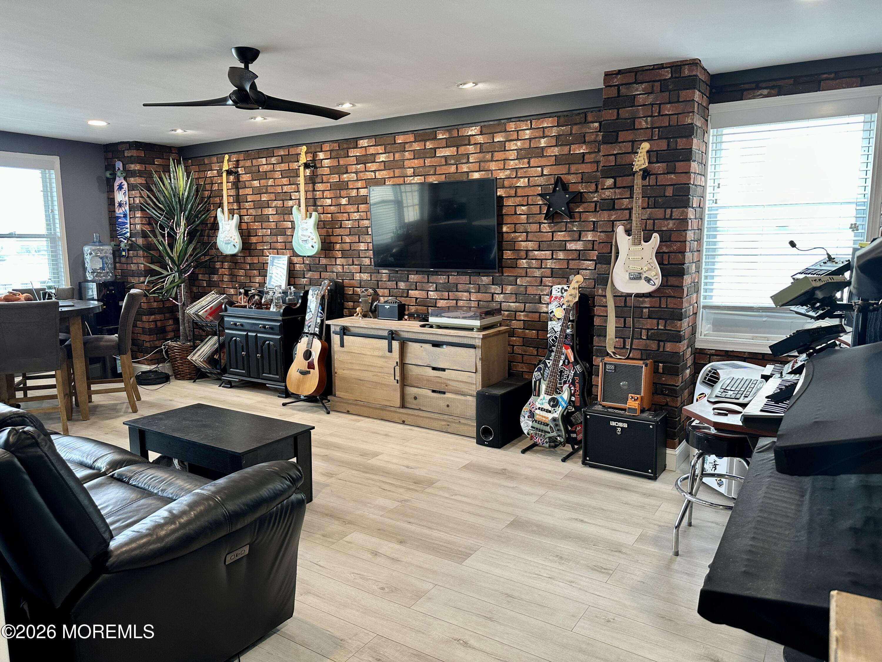 510 Deal Lake Drive 2H
