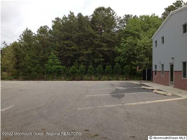 647 Herman Road 2