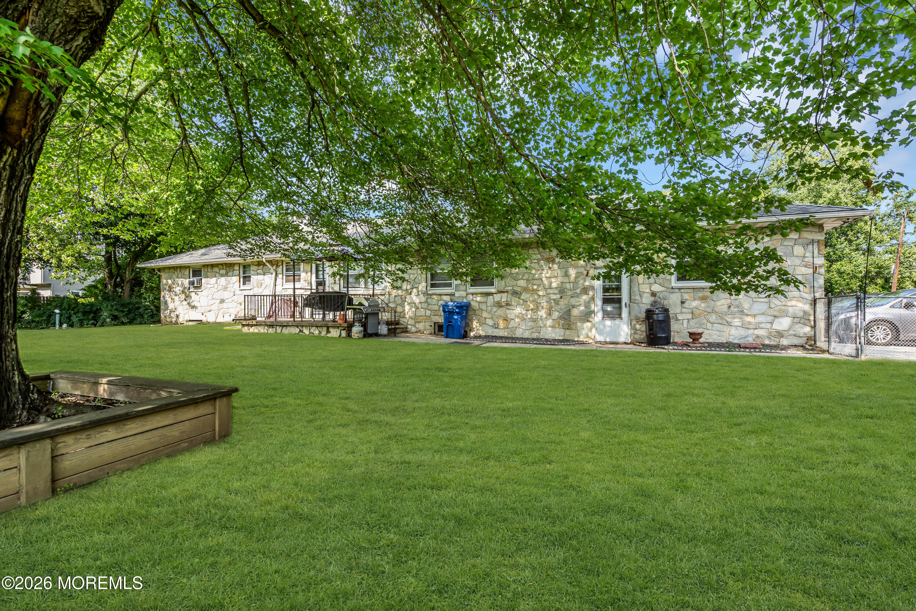 556 Spotswood Englishtown Road