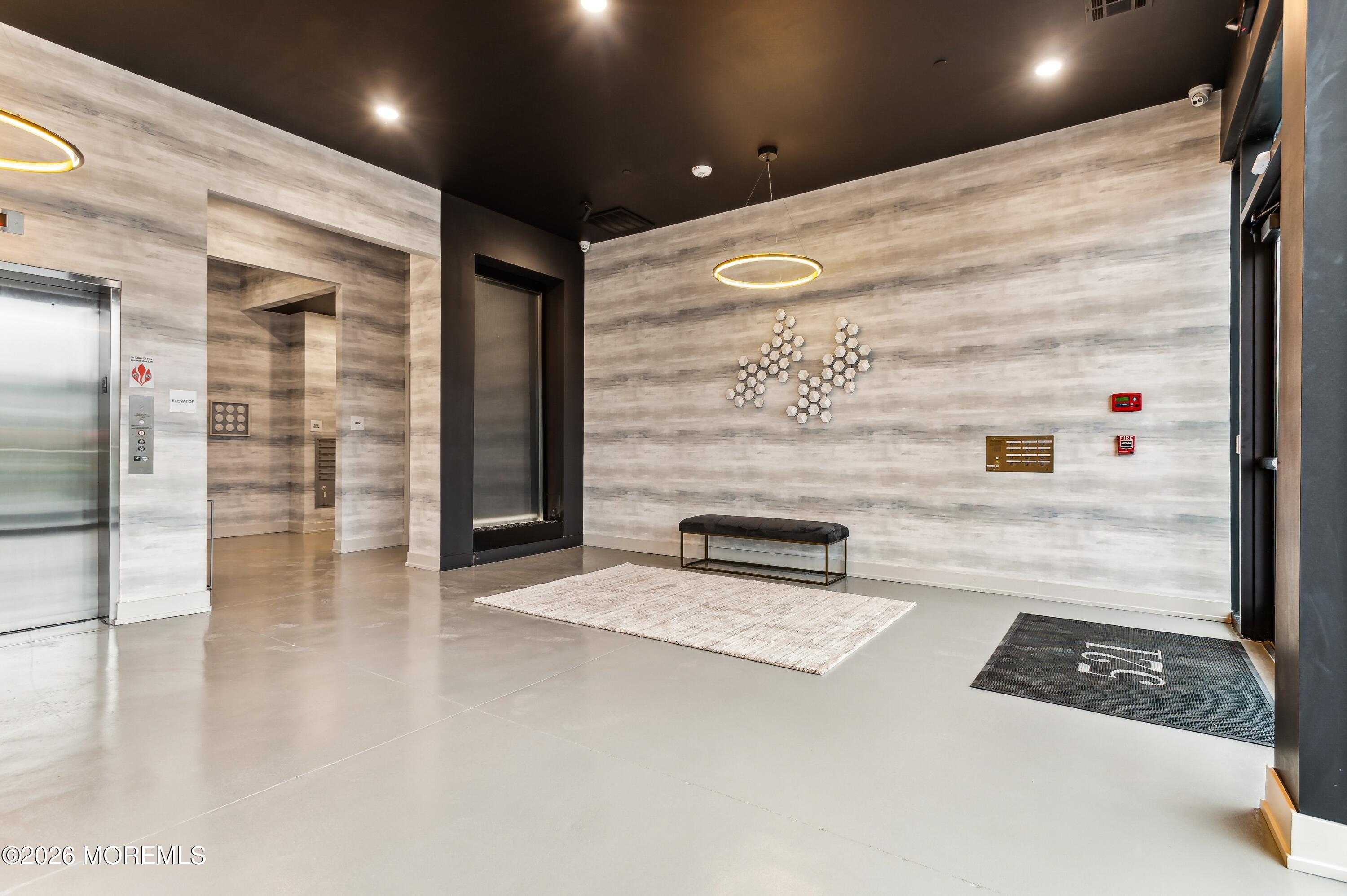 521 Lake Avenue 308