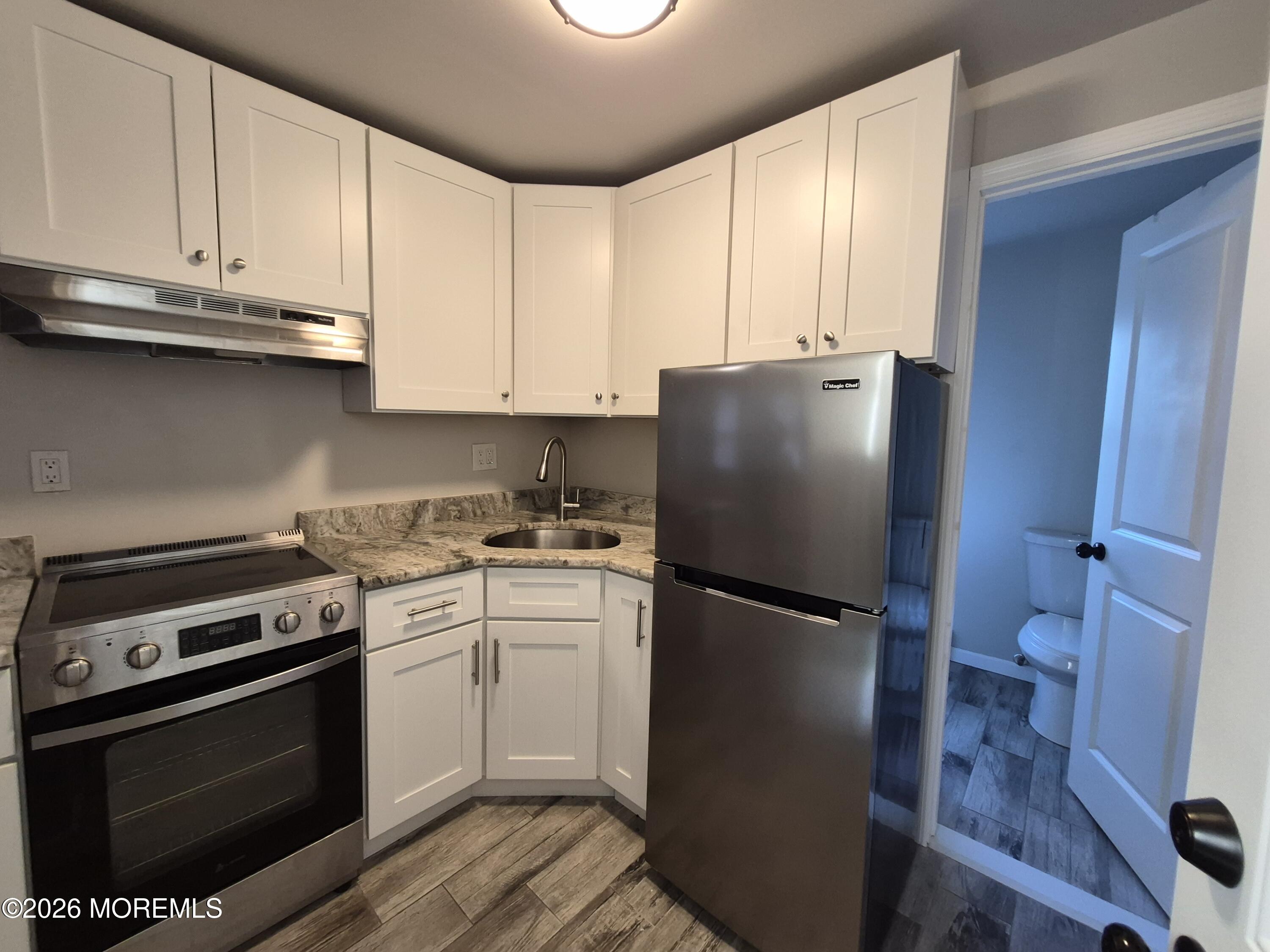 1022 Sewall Avenue 2