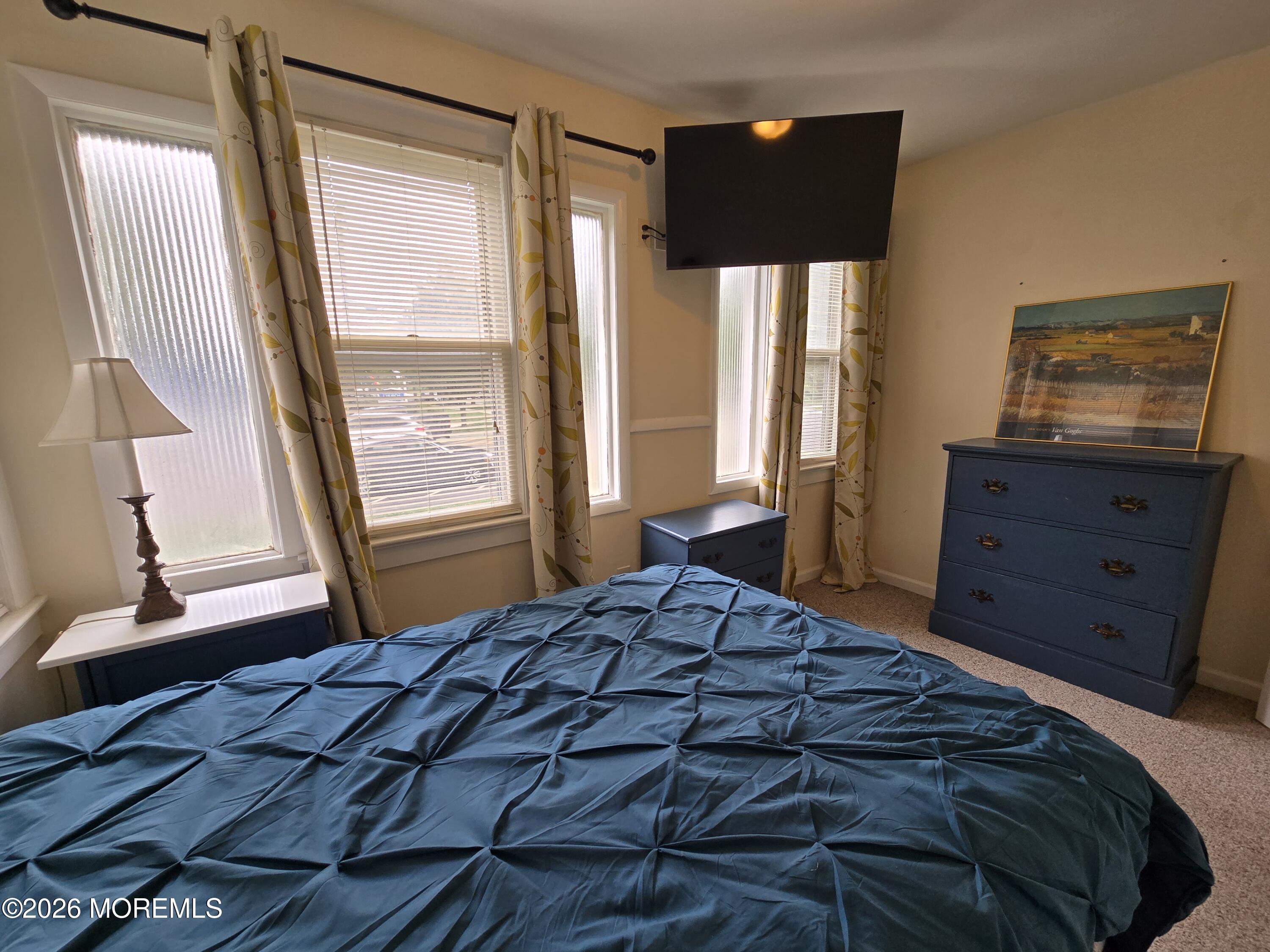 711 Grand Avenue 1N