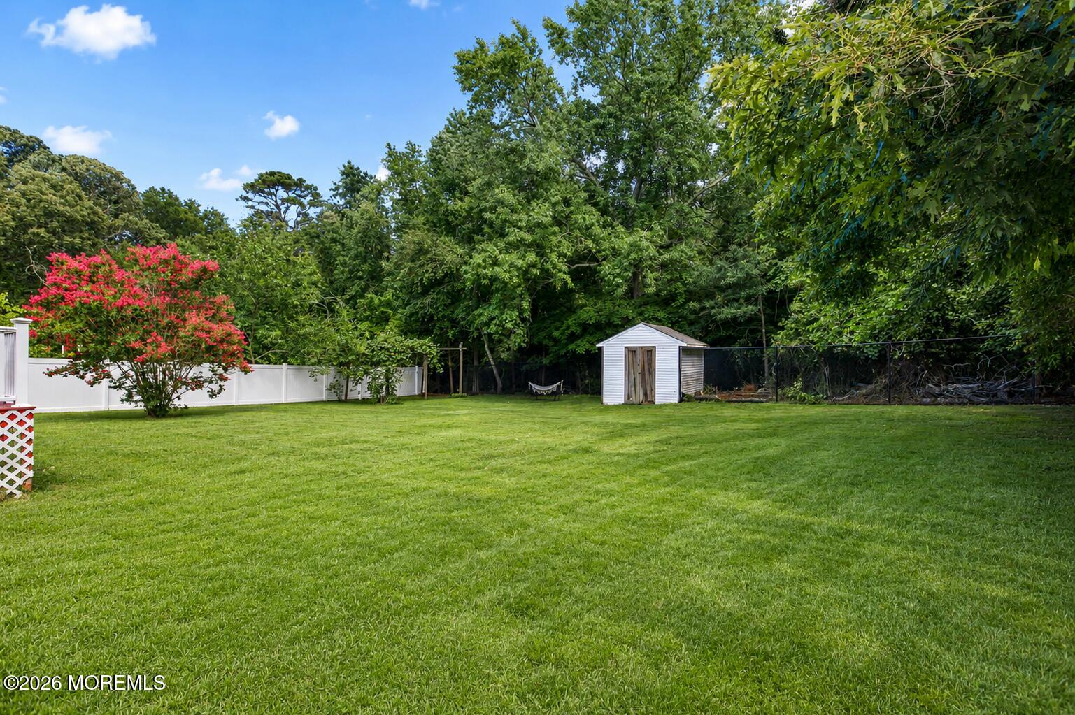 208 Cedarbrook Court