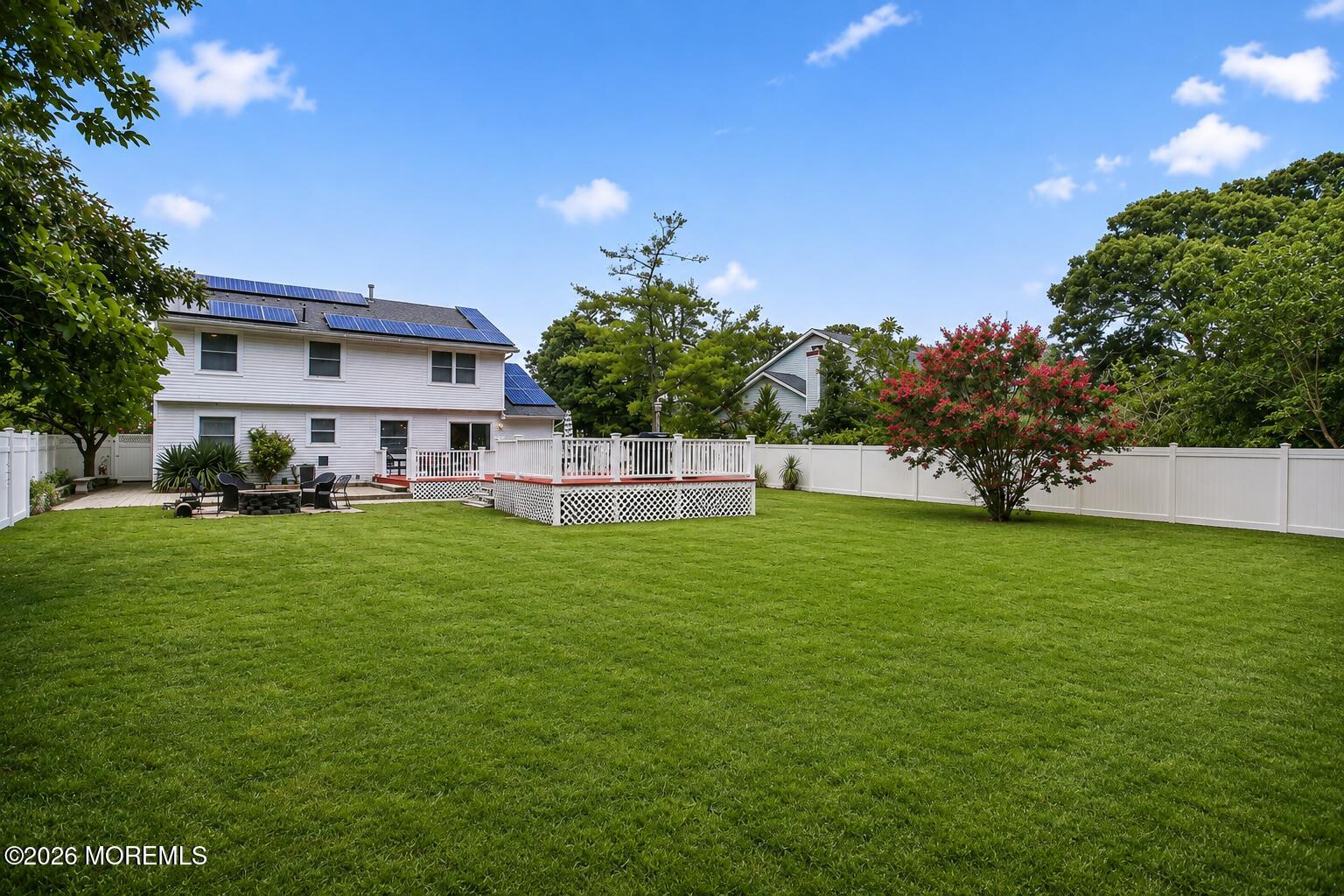 208 Cedarbrook Court