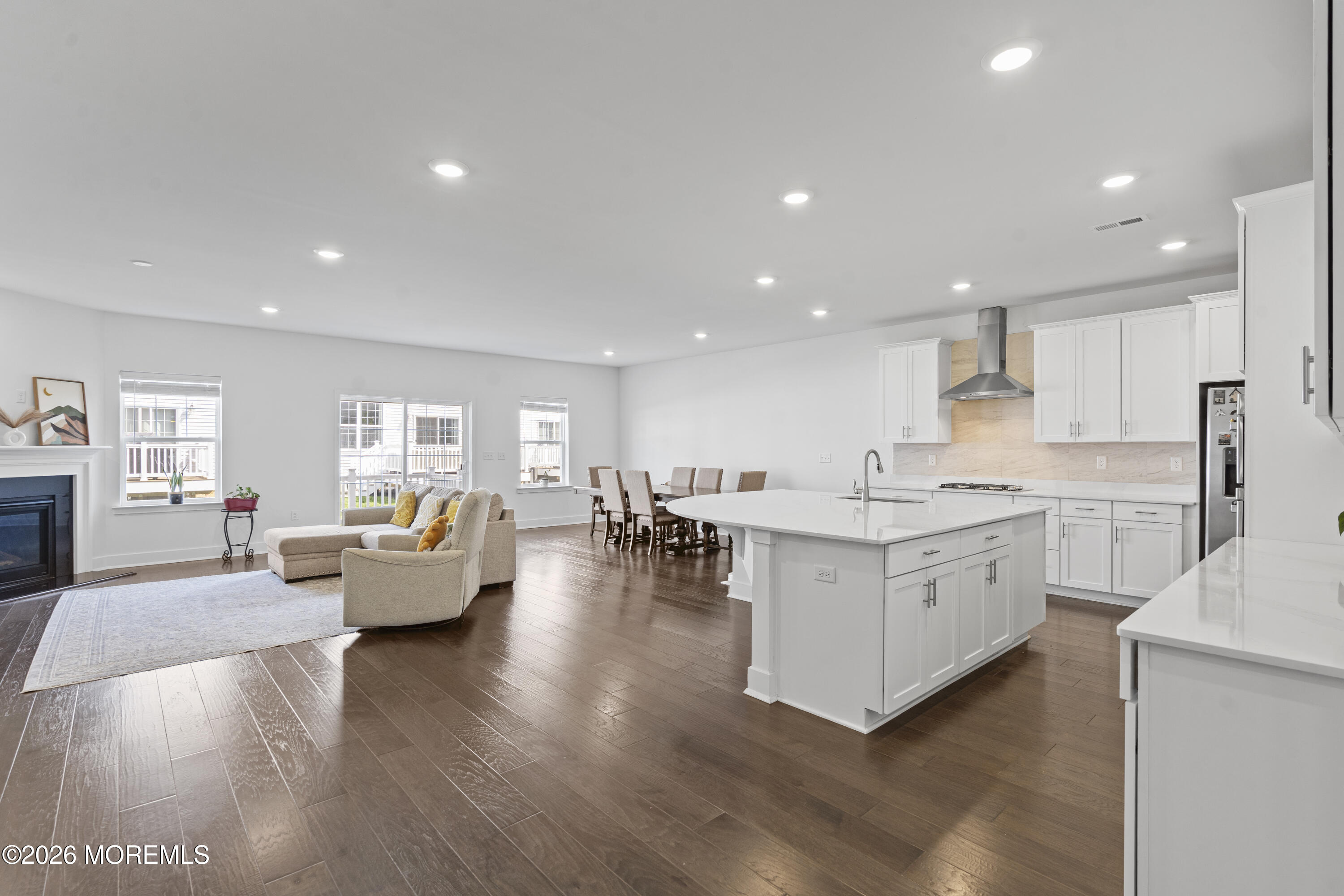 1404 Journey Avenue
