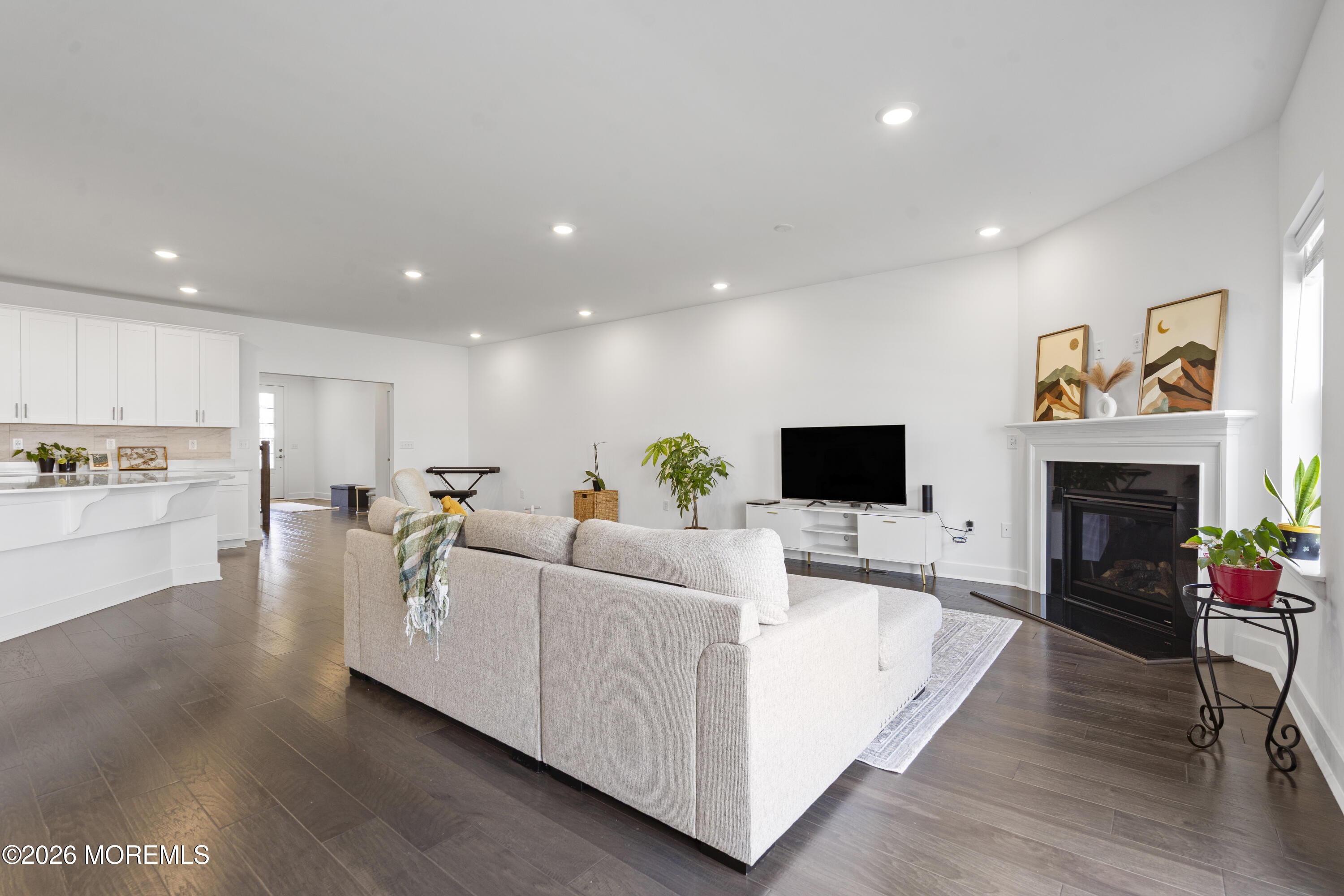 1404 Journey Avenue