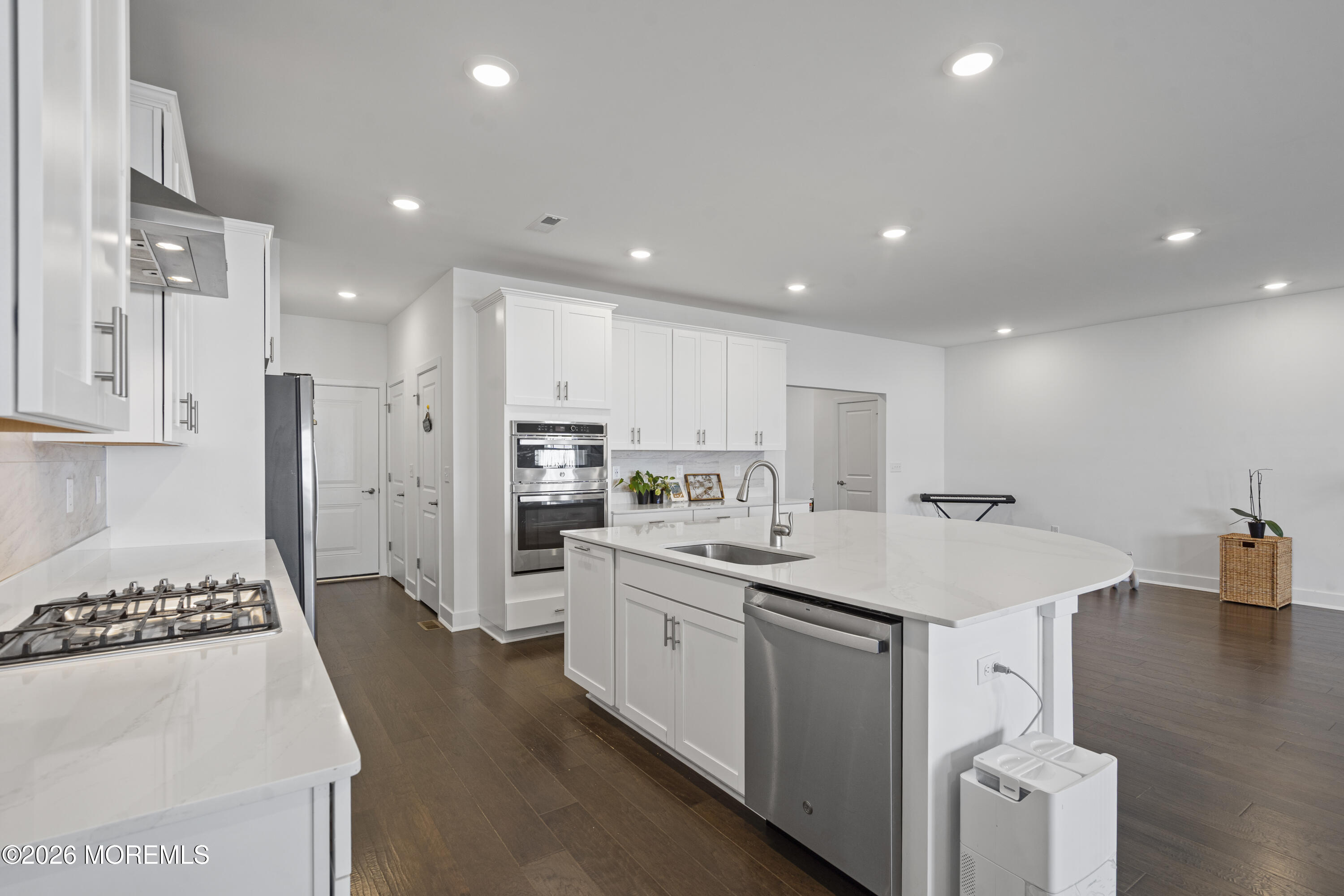 1404 Journey Avenue