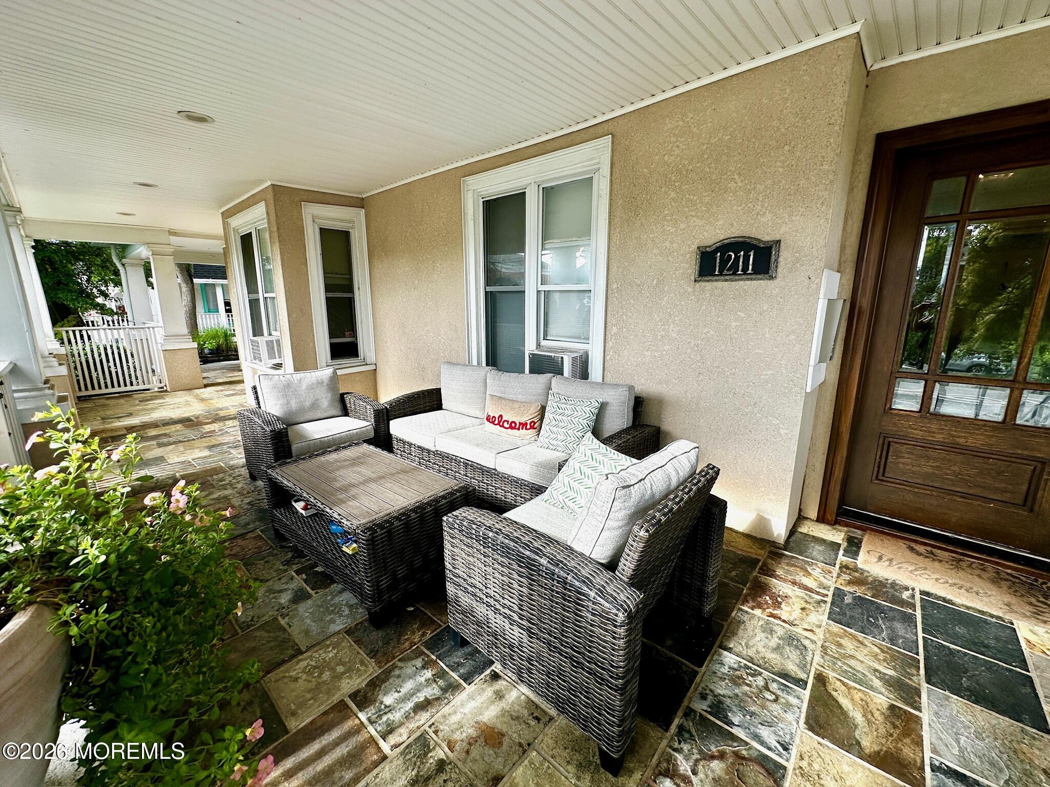 1211 Grand Avenue 301