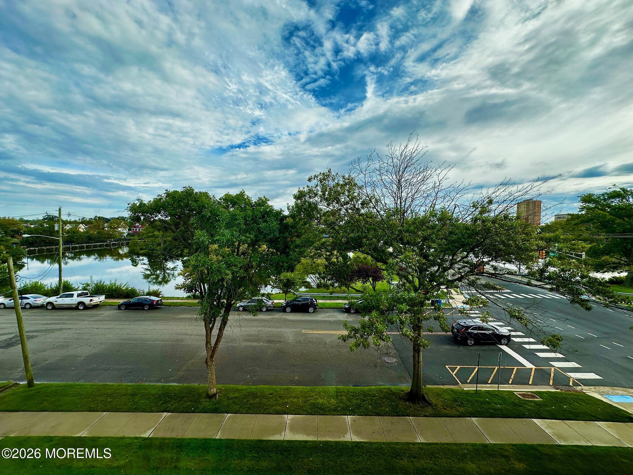 1211 Grand Avenue 301