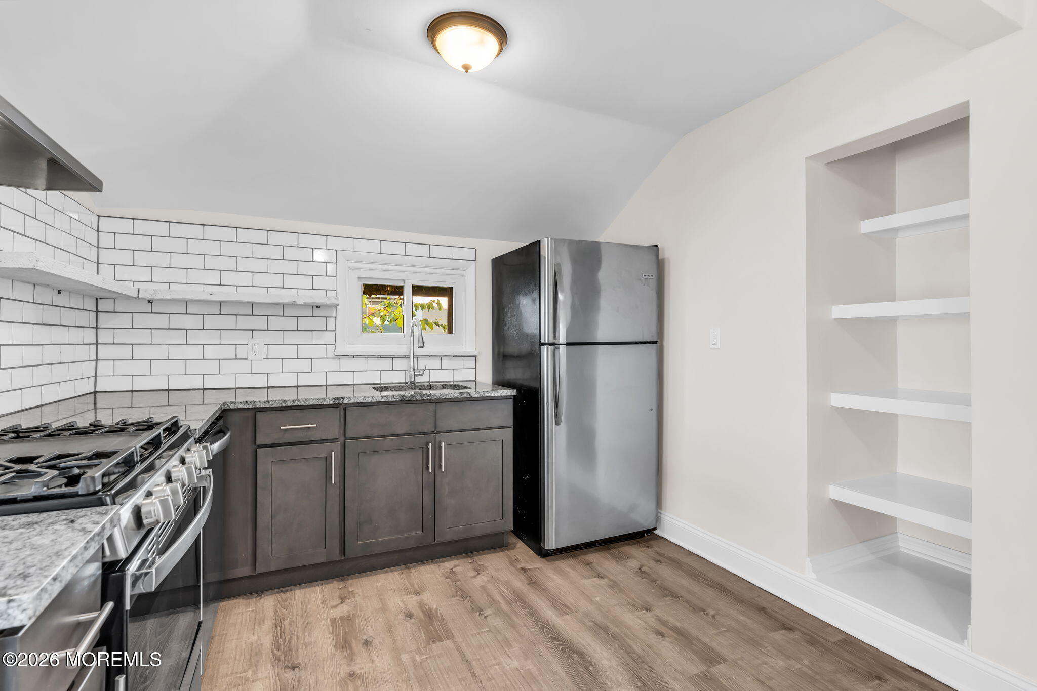 1004 Grand Avenue 2