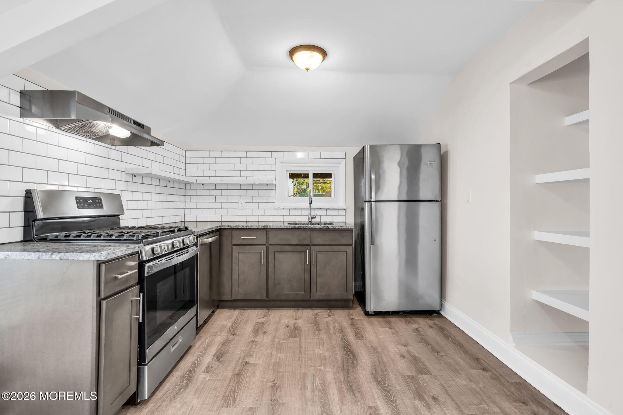 1004 Grand Avenue 2