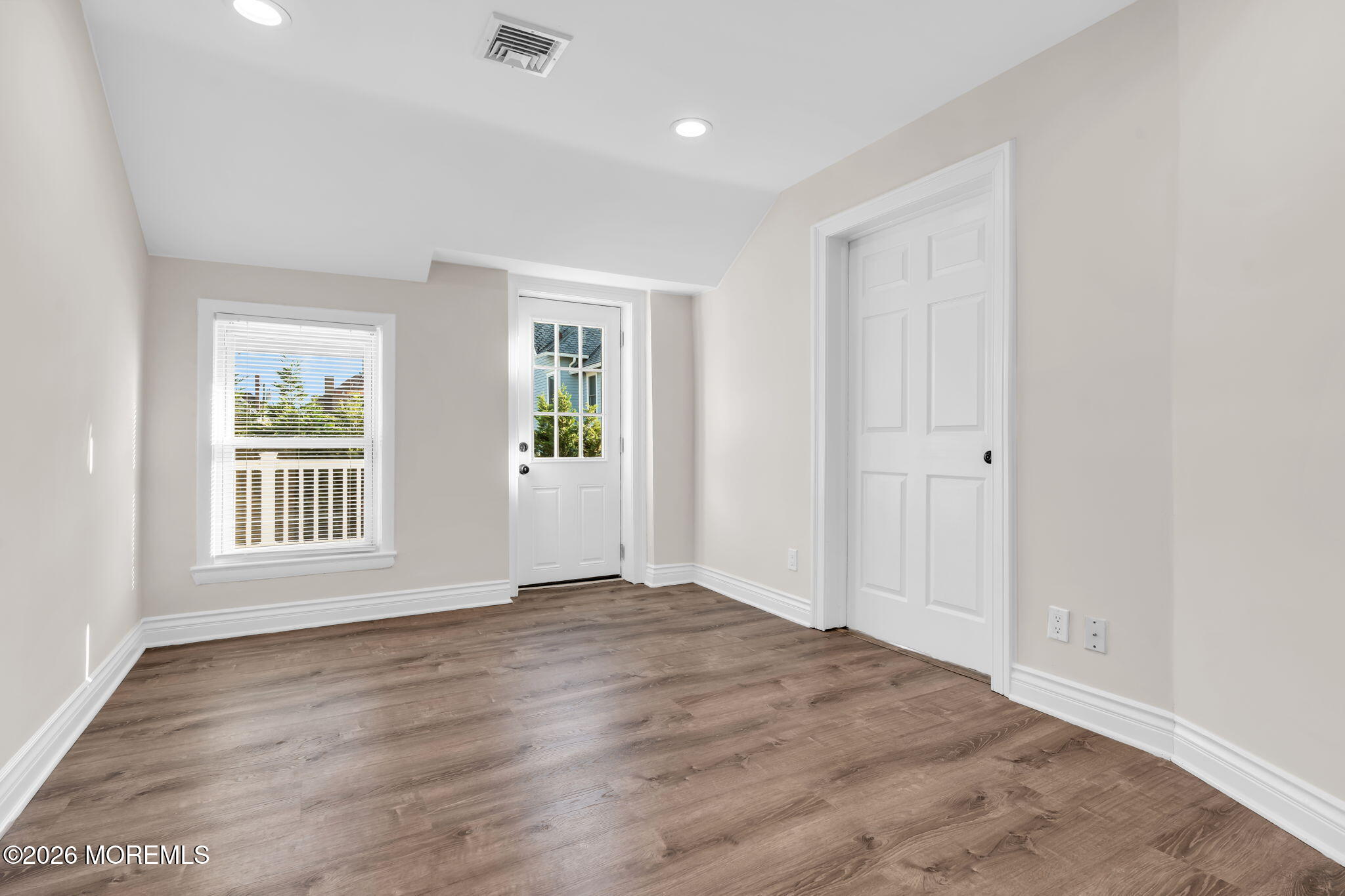 1004 Grand Avenue 2