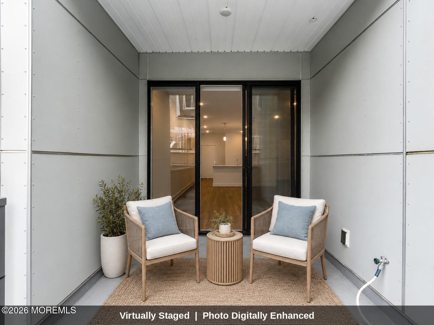 521 Lake Avenue 407