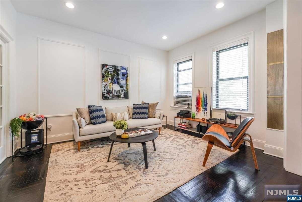 53 Duncan Avenue 6