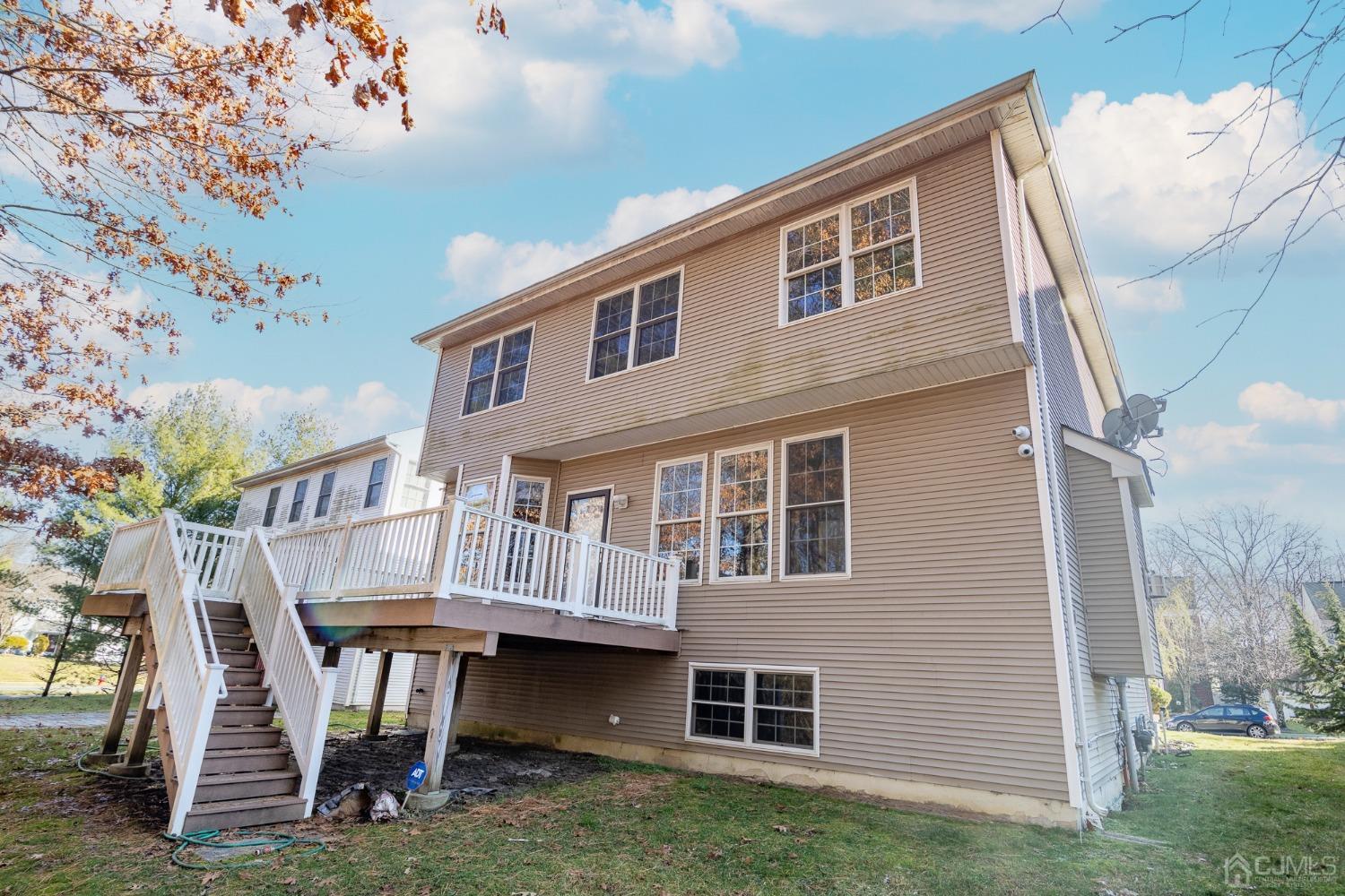 4 Timber Grove Court