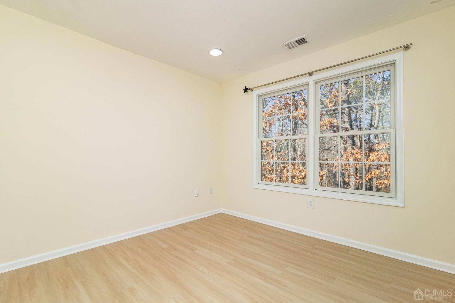4 Timber Grove Court