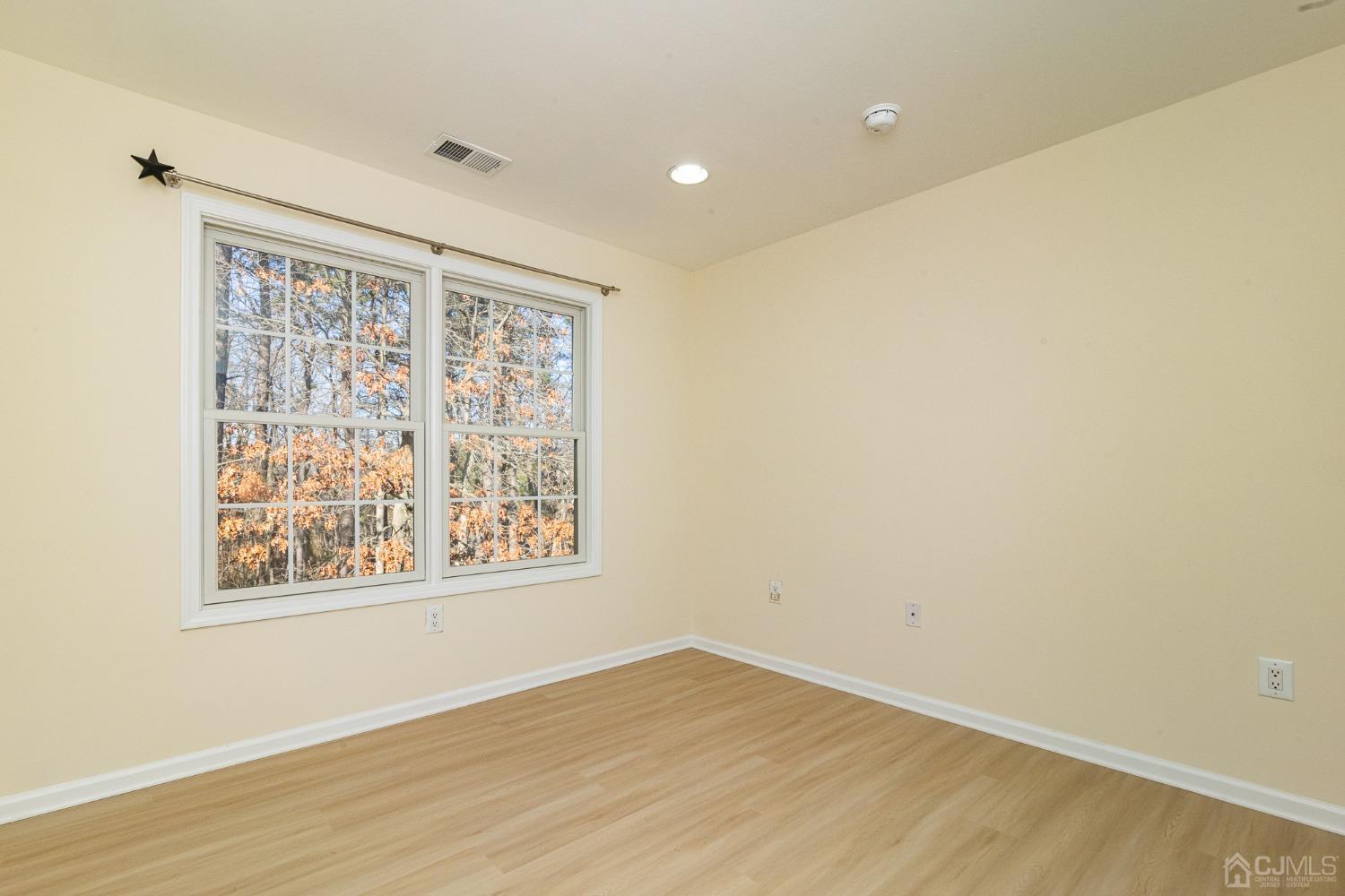 4 Timber Grove Court