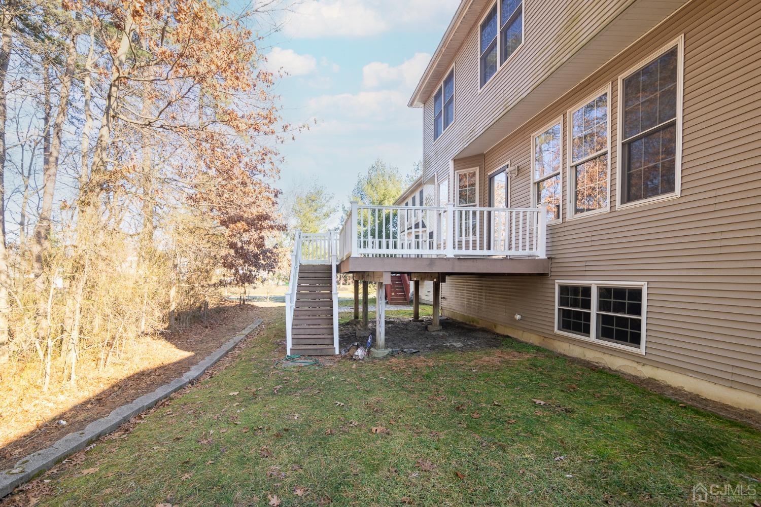 4 Timber Grove Court