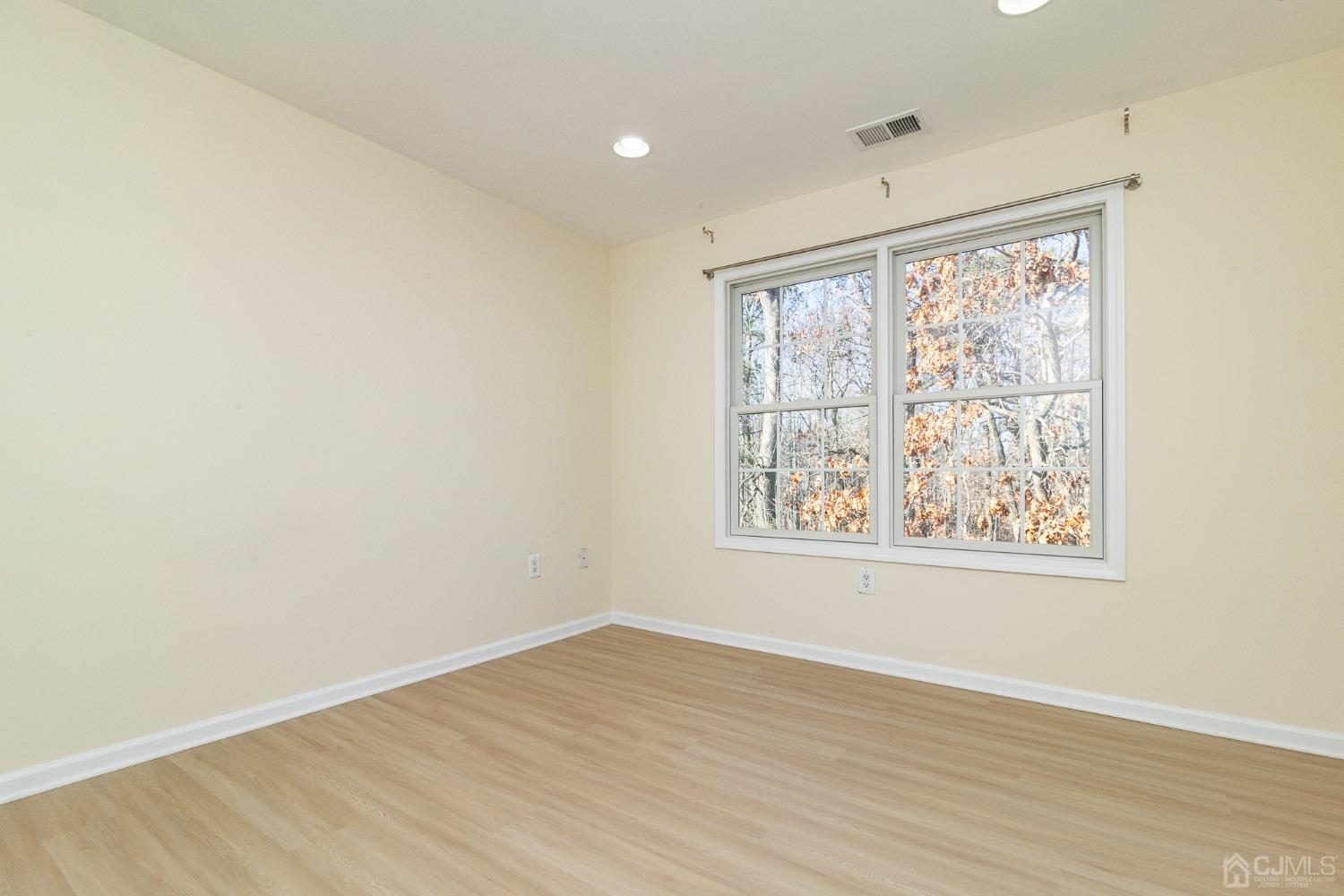 4 Timber Grove Court