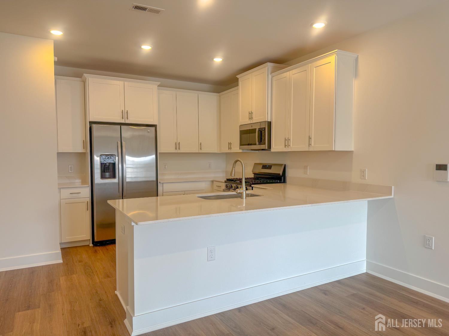 28312 Radford Court