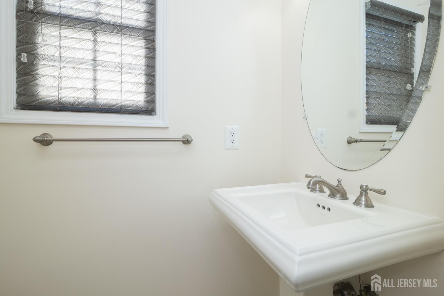 4 Timber Grove Court