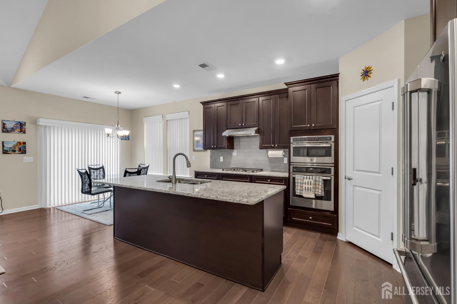 43 Bernini Way