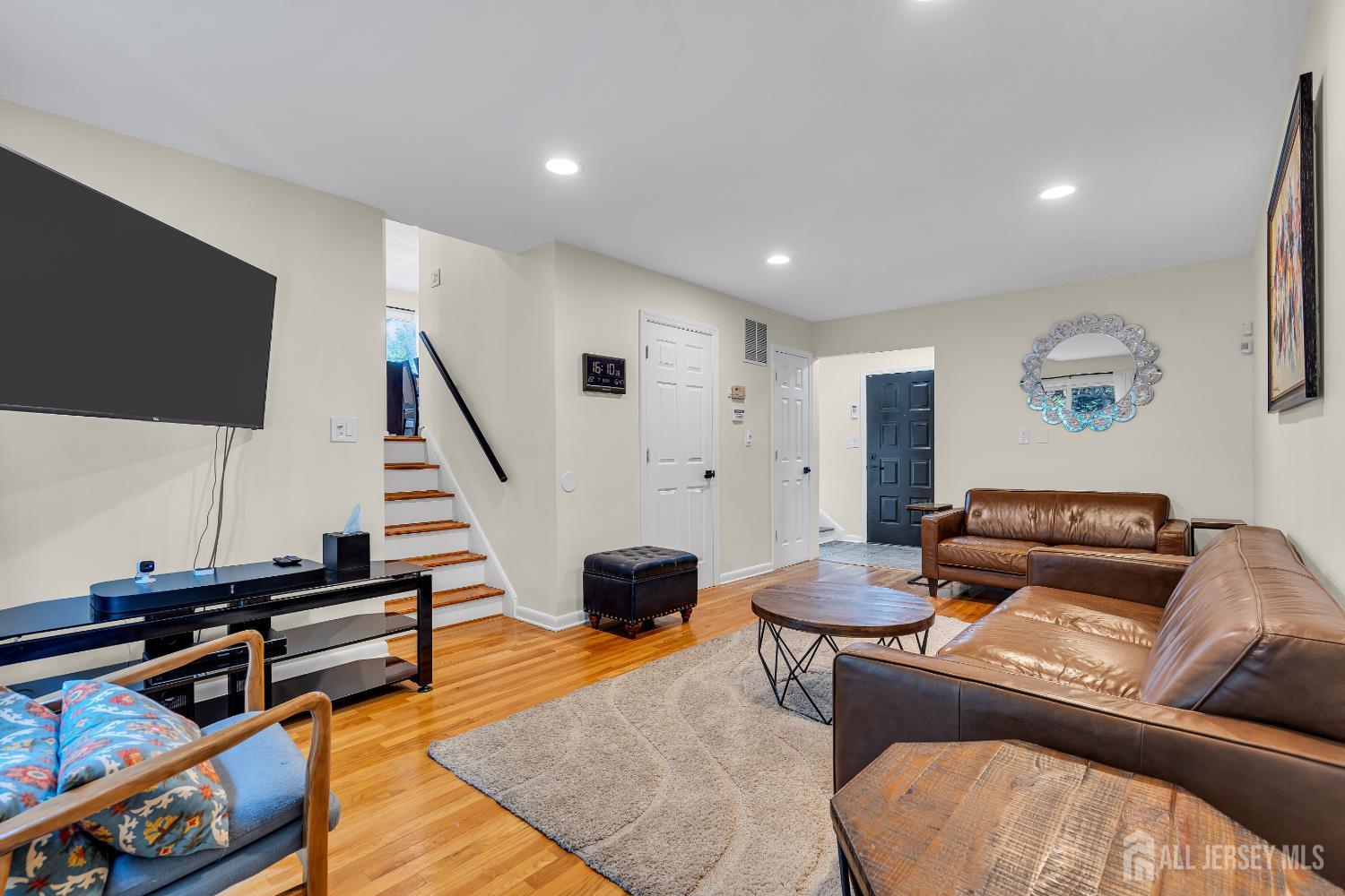 9 Colt Court
