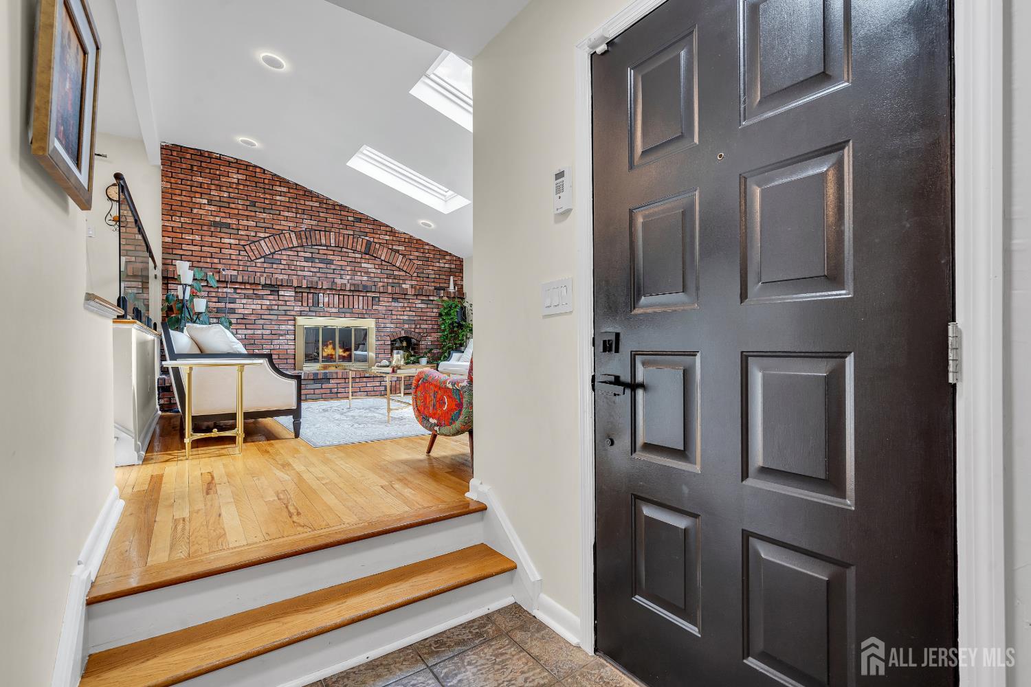 9 Colt Court