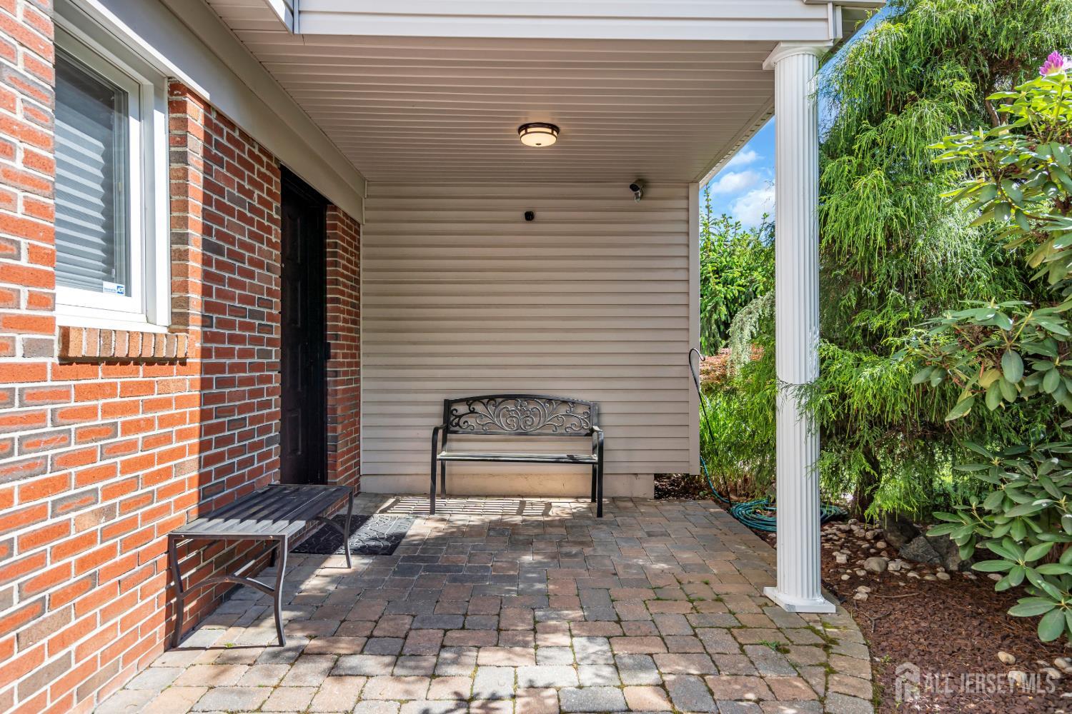 9 Colt Court