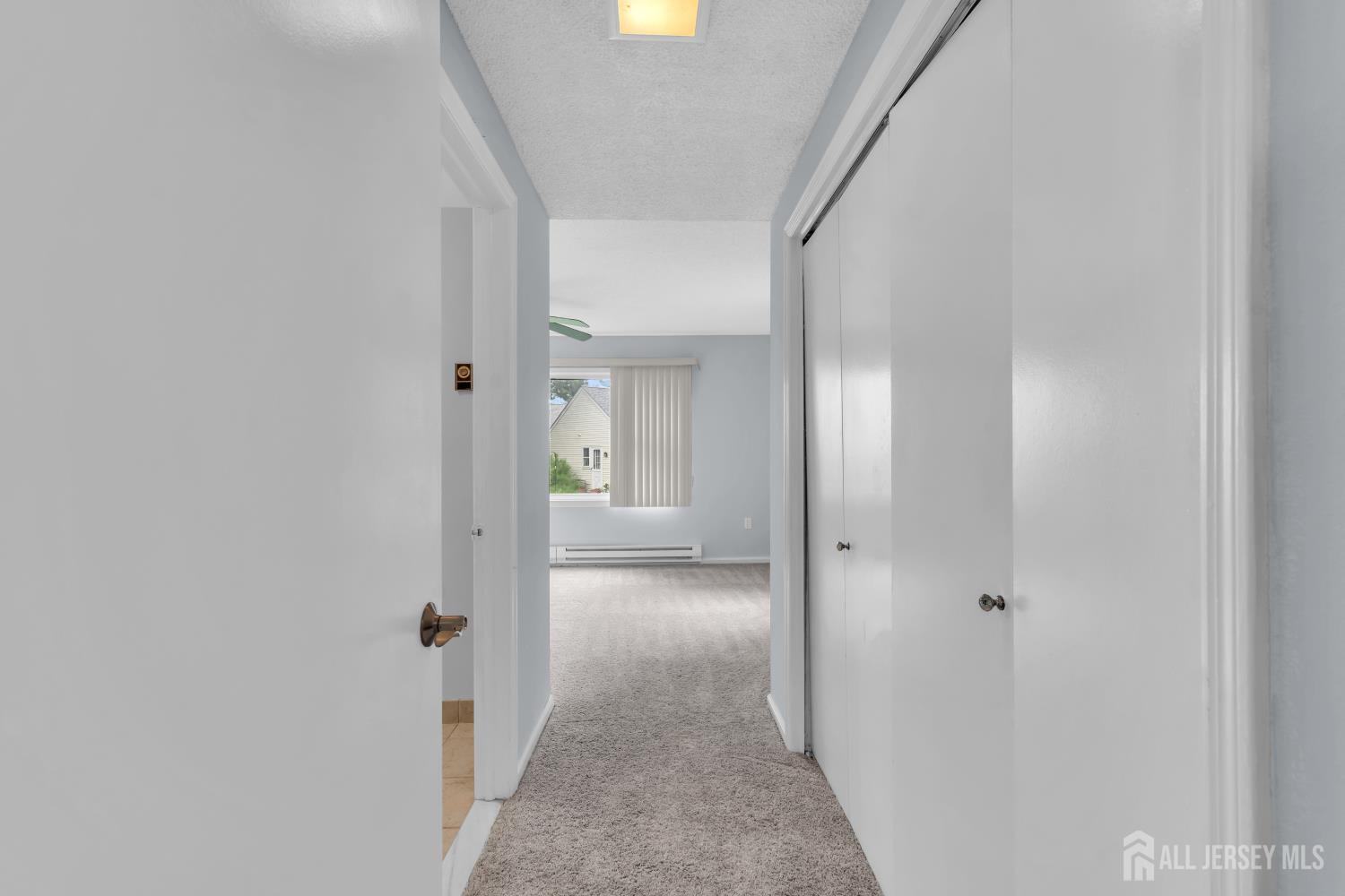 452-A Roxbury Lane