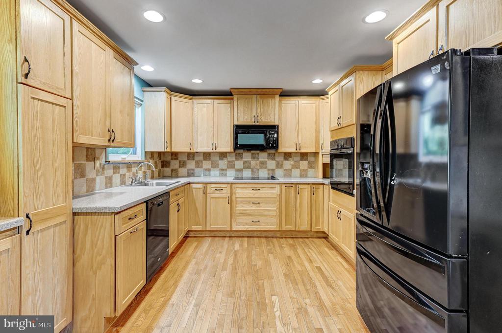 30 TECUMSEH TRAIL