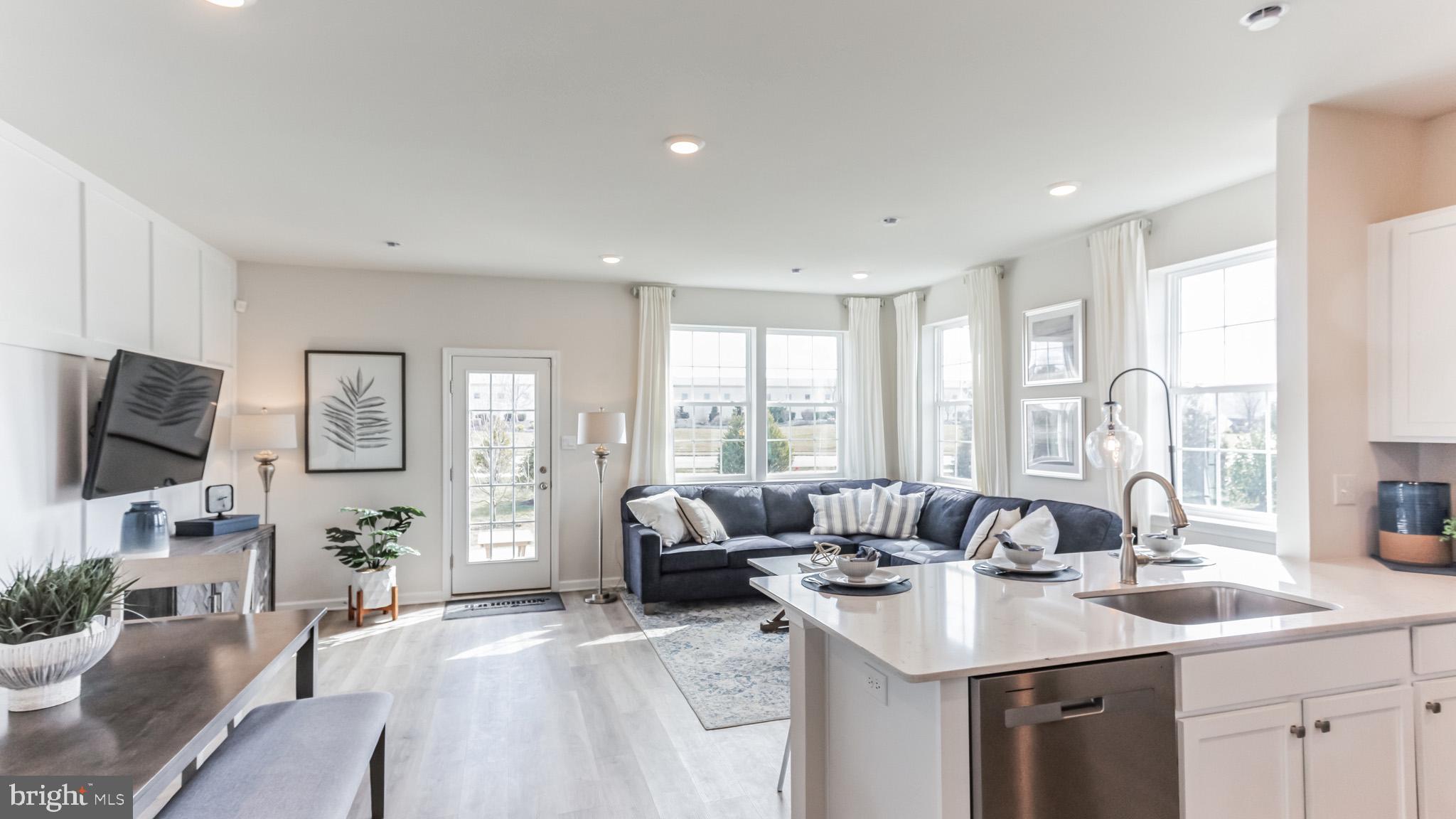 1 ALEXANDER WAY
