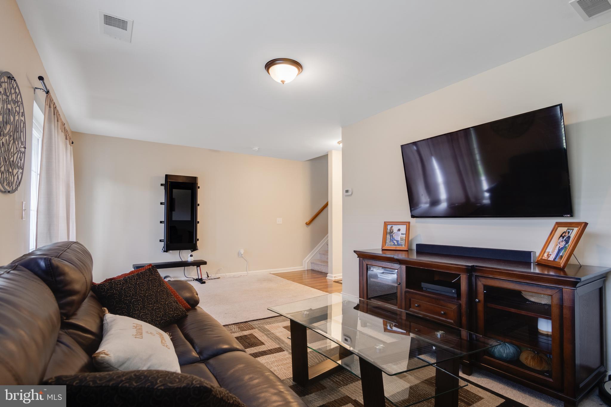 82 CREEKSIDE WAY