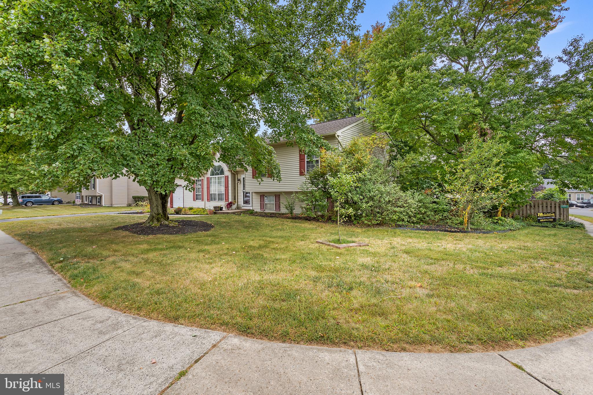 2 CAREY CIRCLE