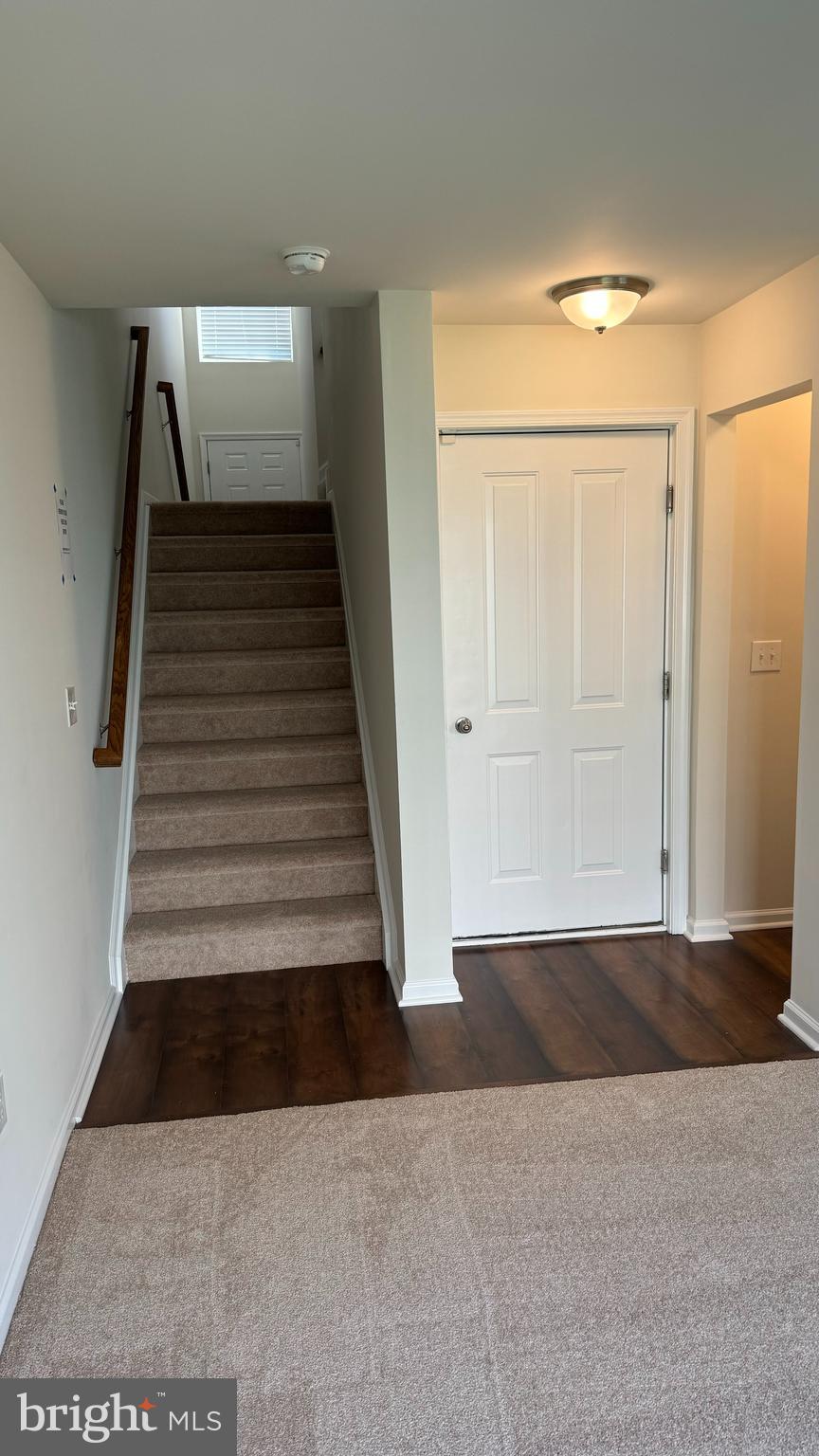 46 CREEKSIDE WAY