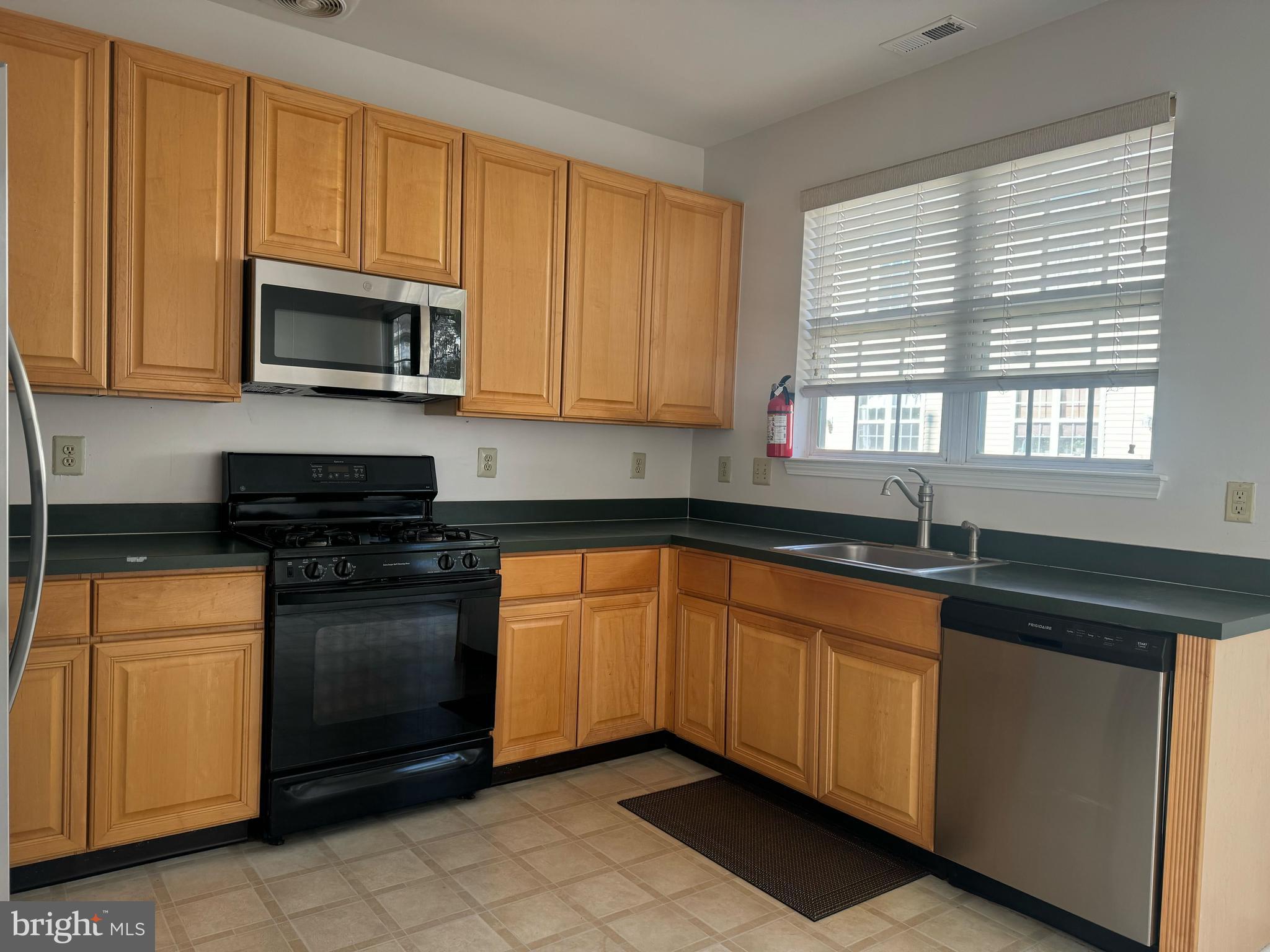 9104 BLUE HERON COURT