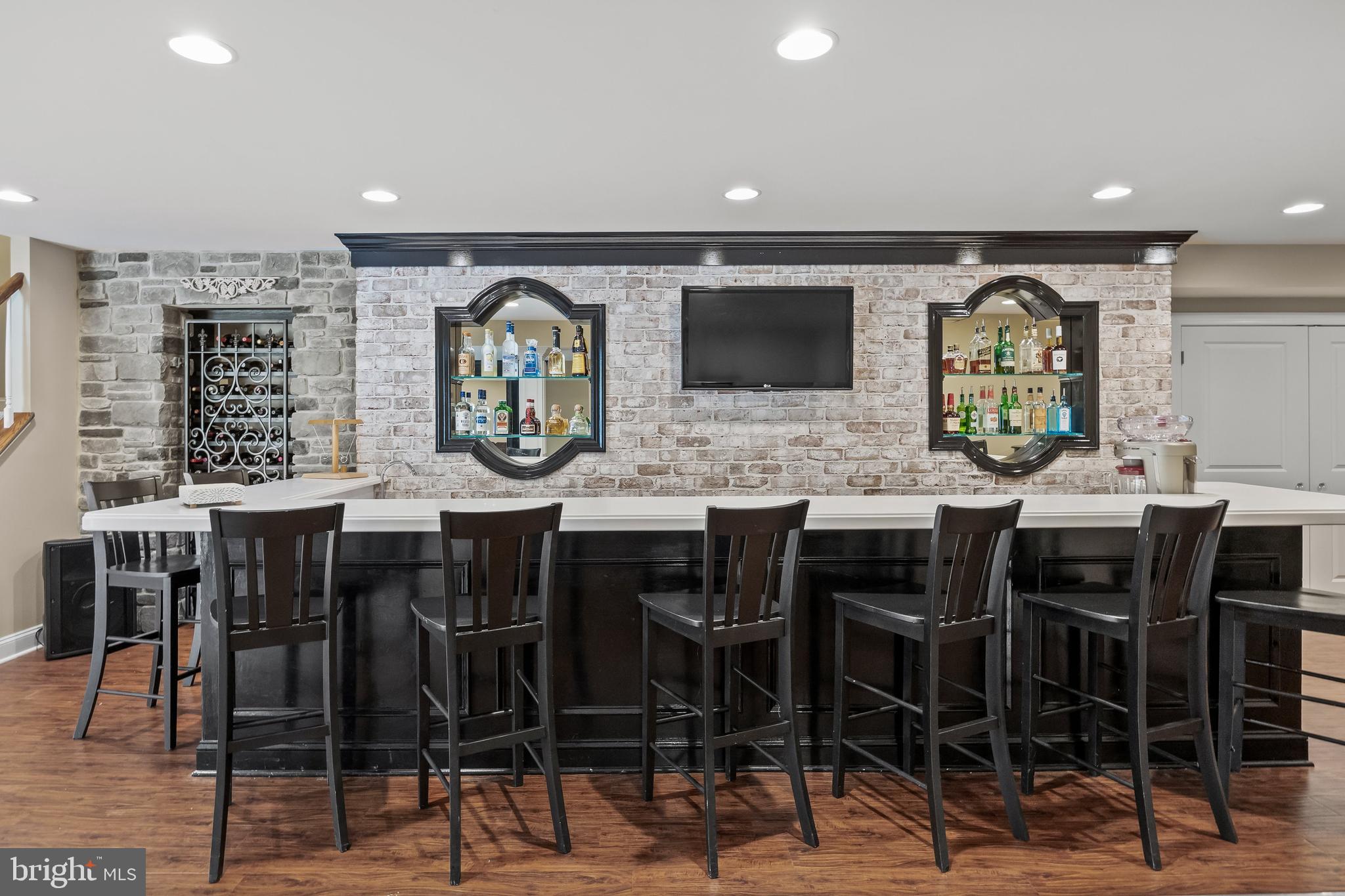 7 ANGELS COURT