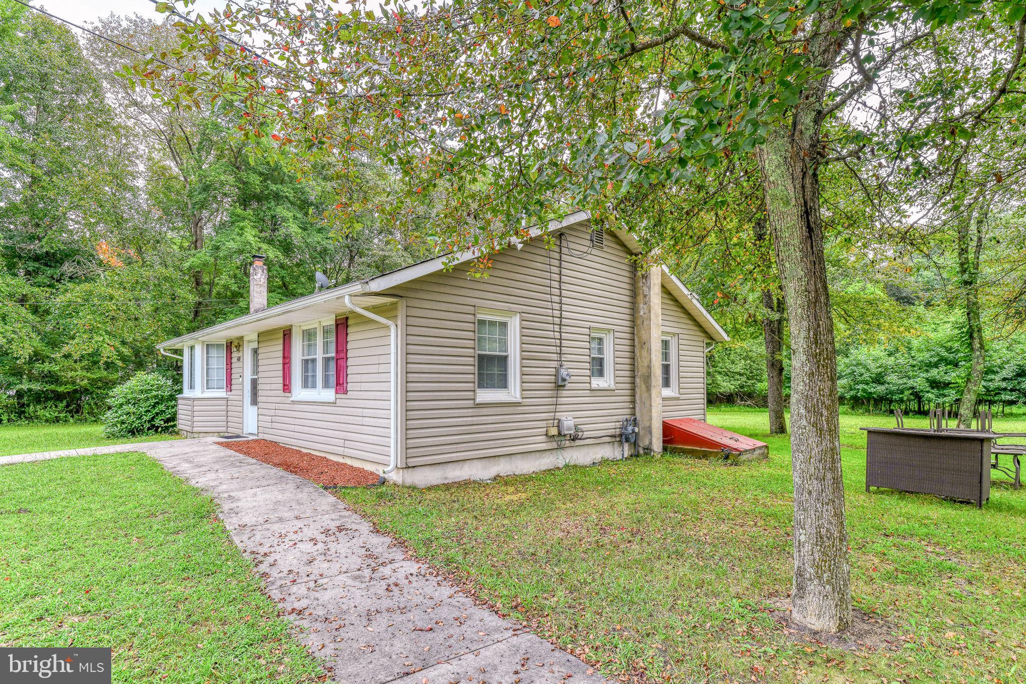 410 LAKEHURST ROAD