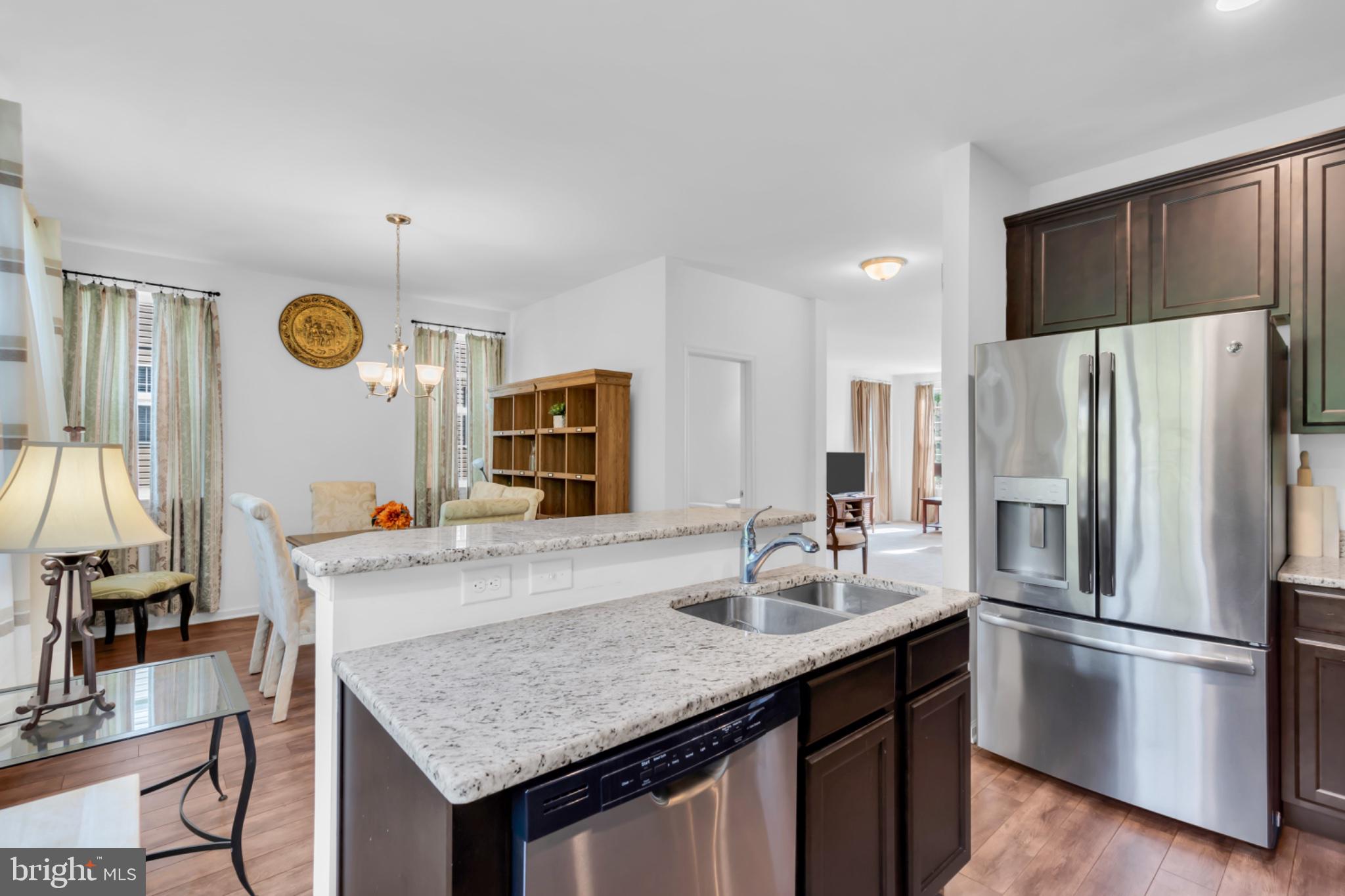 49 CREEKSIDE WAY