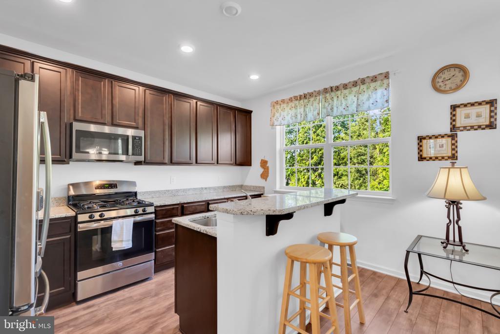 49 CREEKSIDE WAY