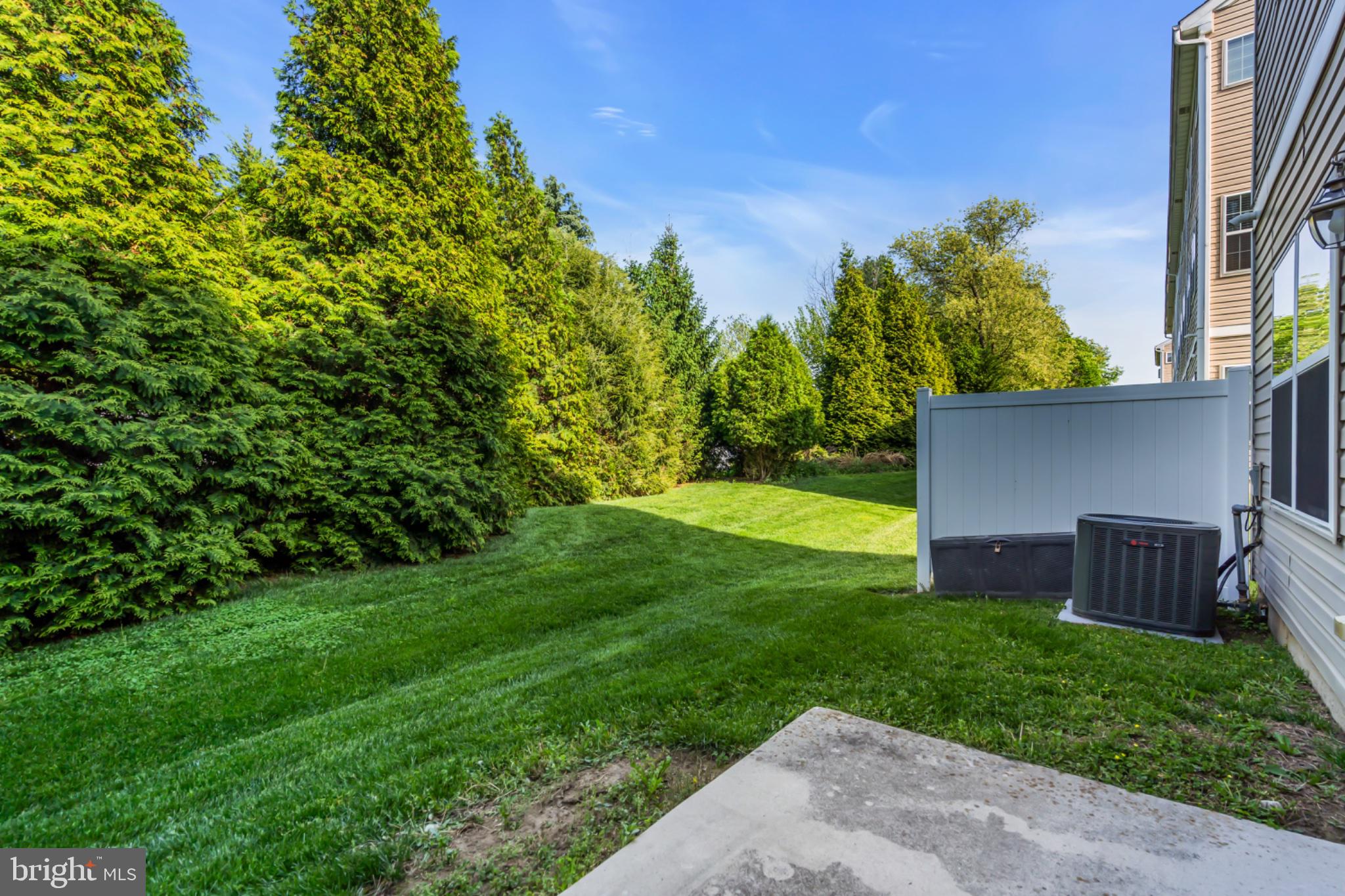 49 CREEKSIDE WAY