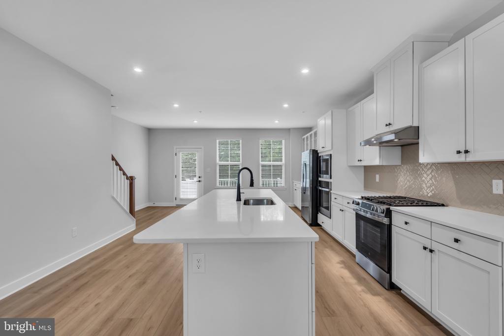 9 FOXWOOD DRIVE