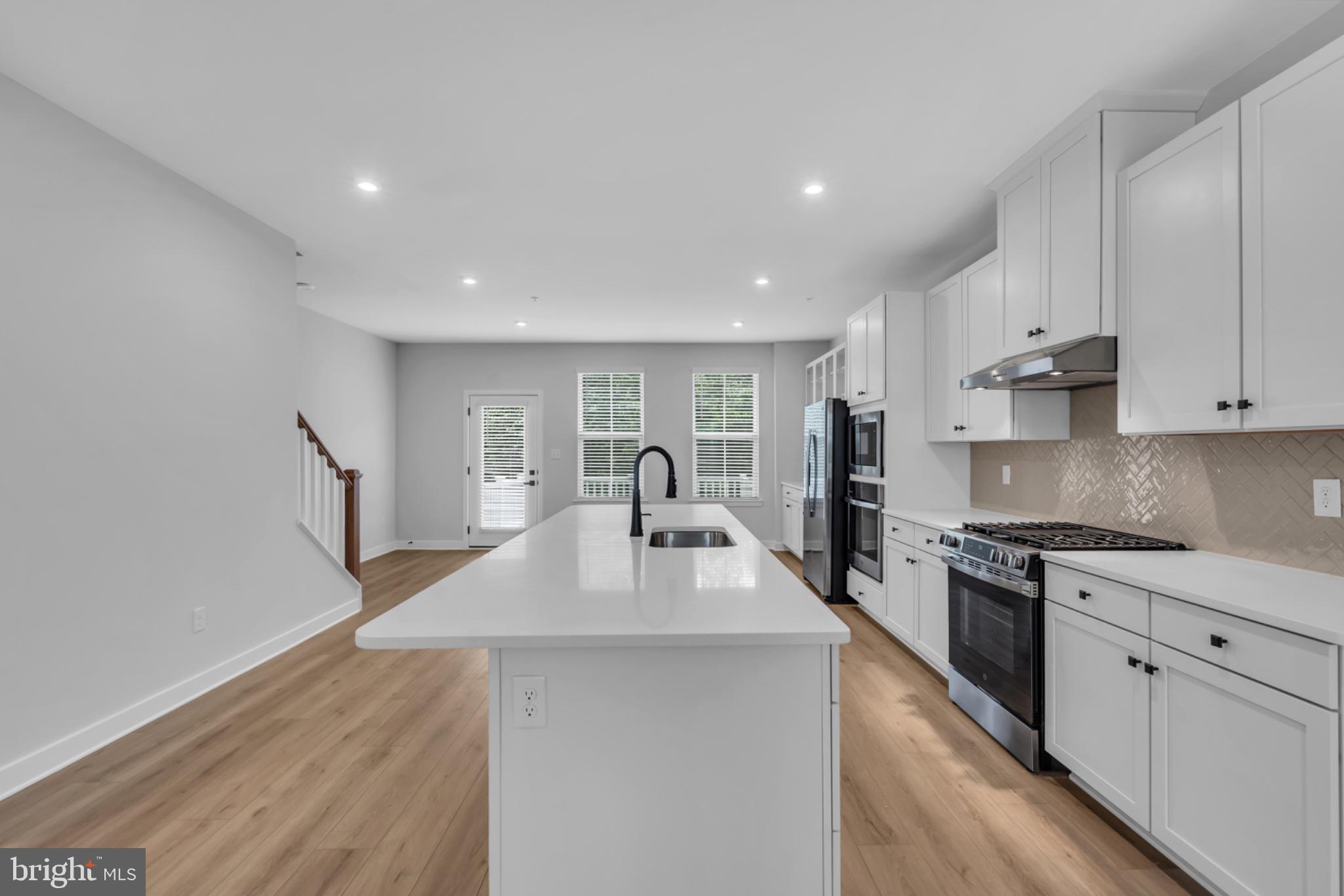 9 FOXWOOD DRIVE