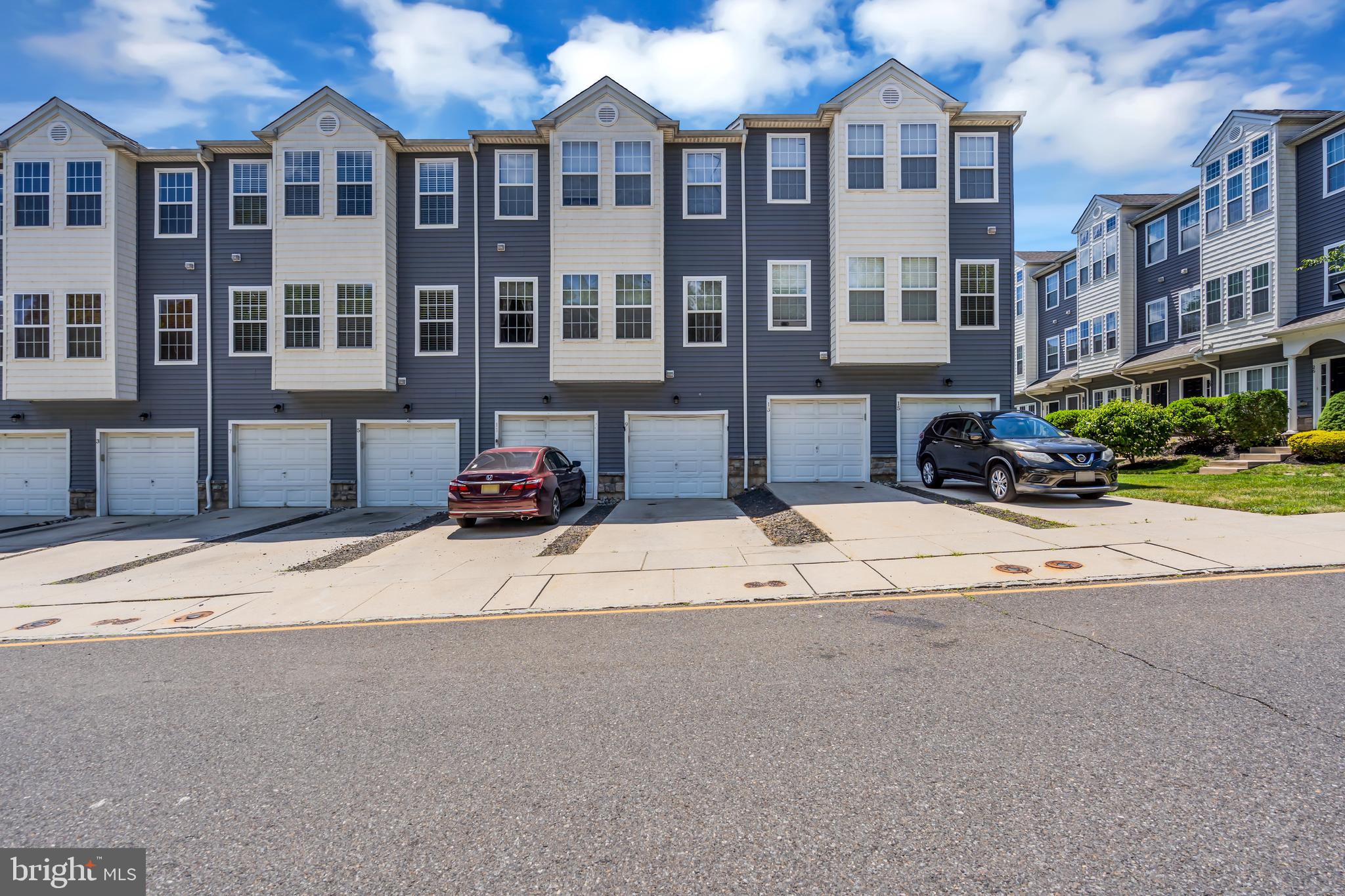 9 RIVER LANE