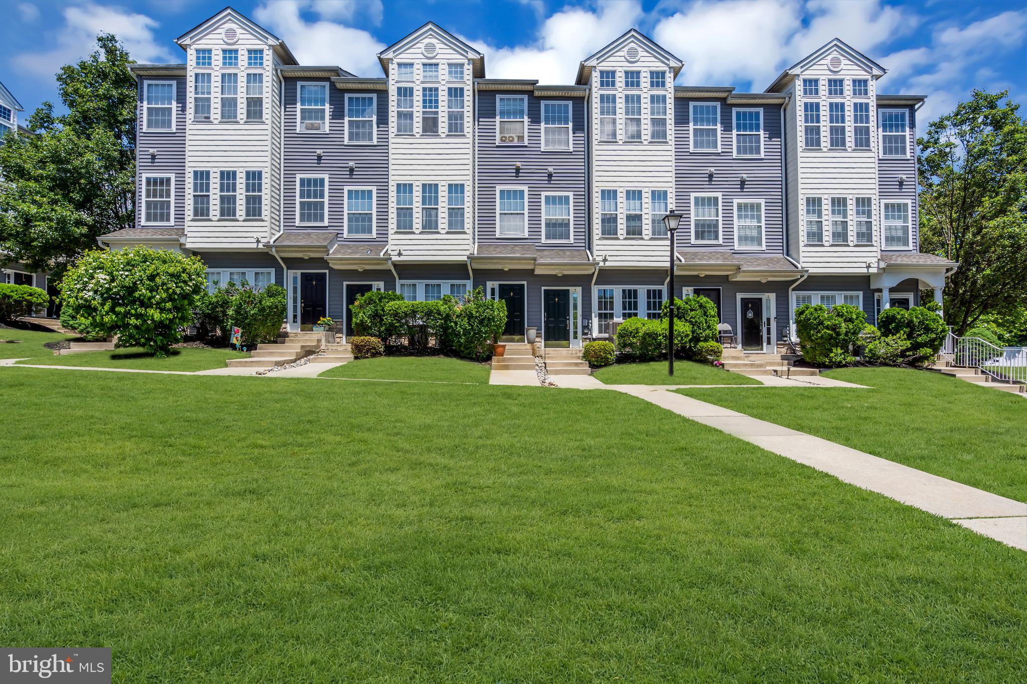 9 RIVER LANE